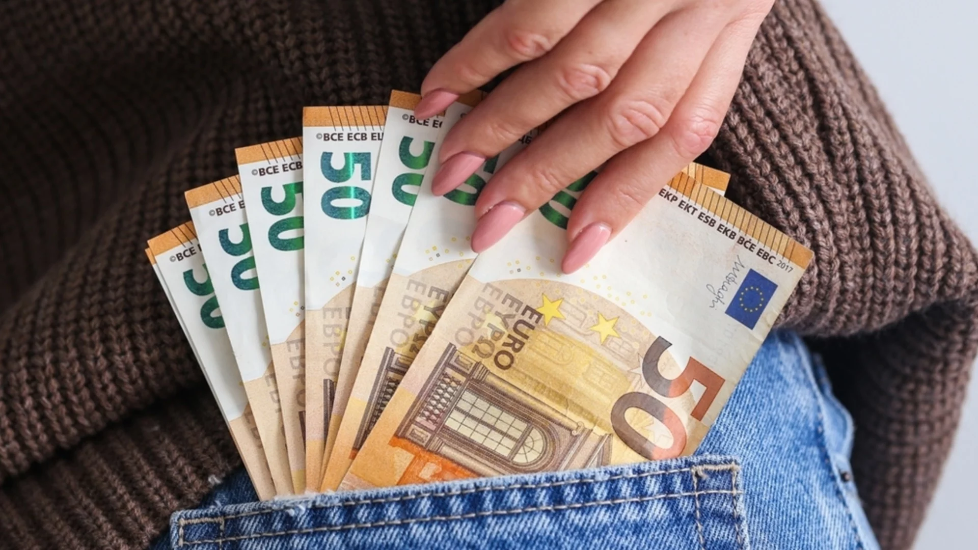 Таро предвещава финансов пробив: 4 зодии са на прага на големи промени