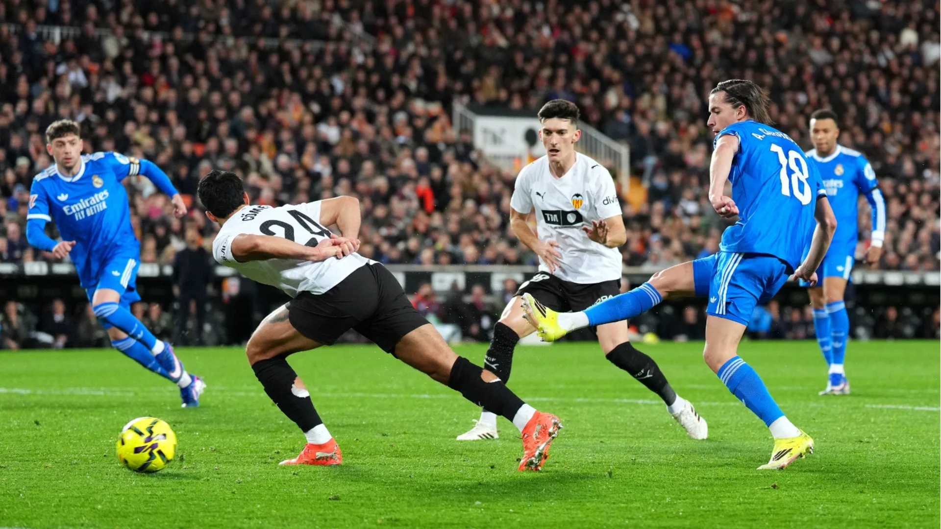 Неочакван герой поведе Реал Мадрид към ценен успех в Ла Лига