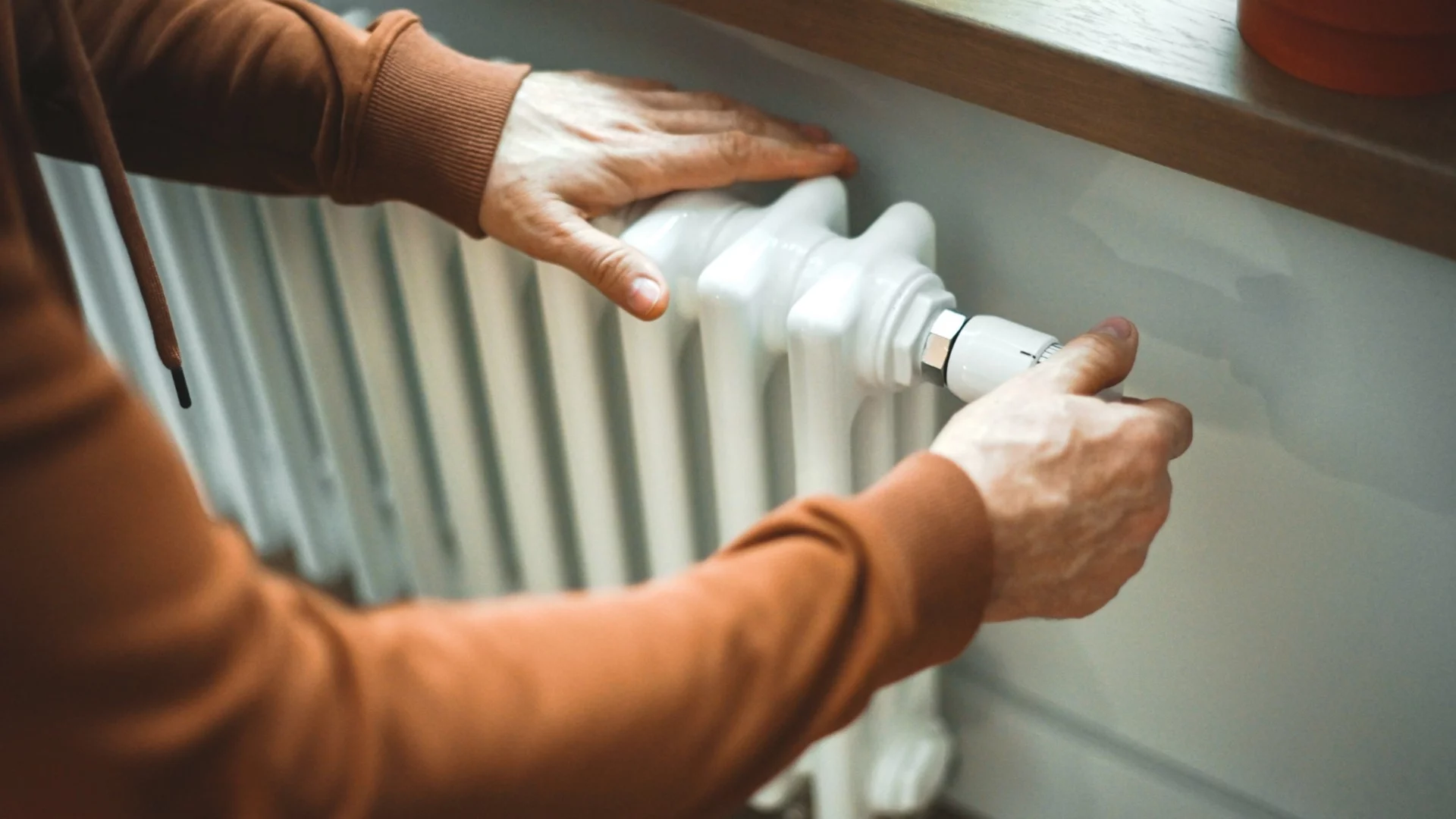 Кои са основните разлики между отопление с климатик и с радиатор