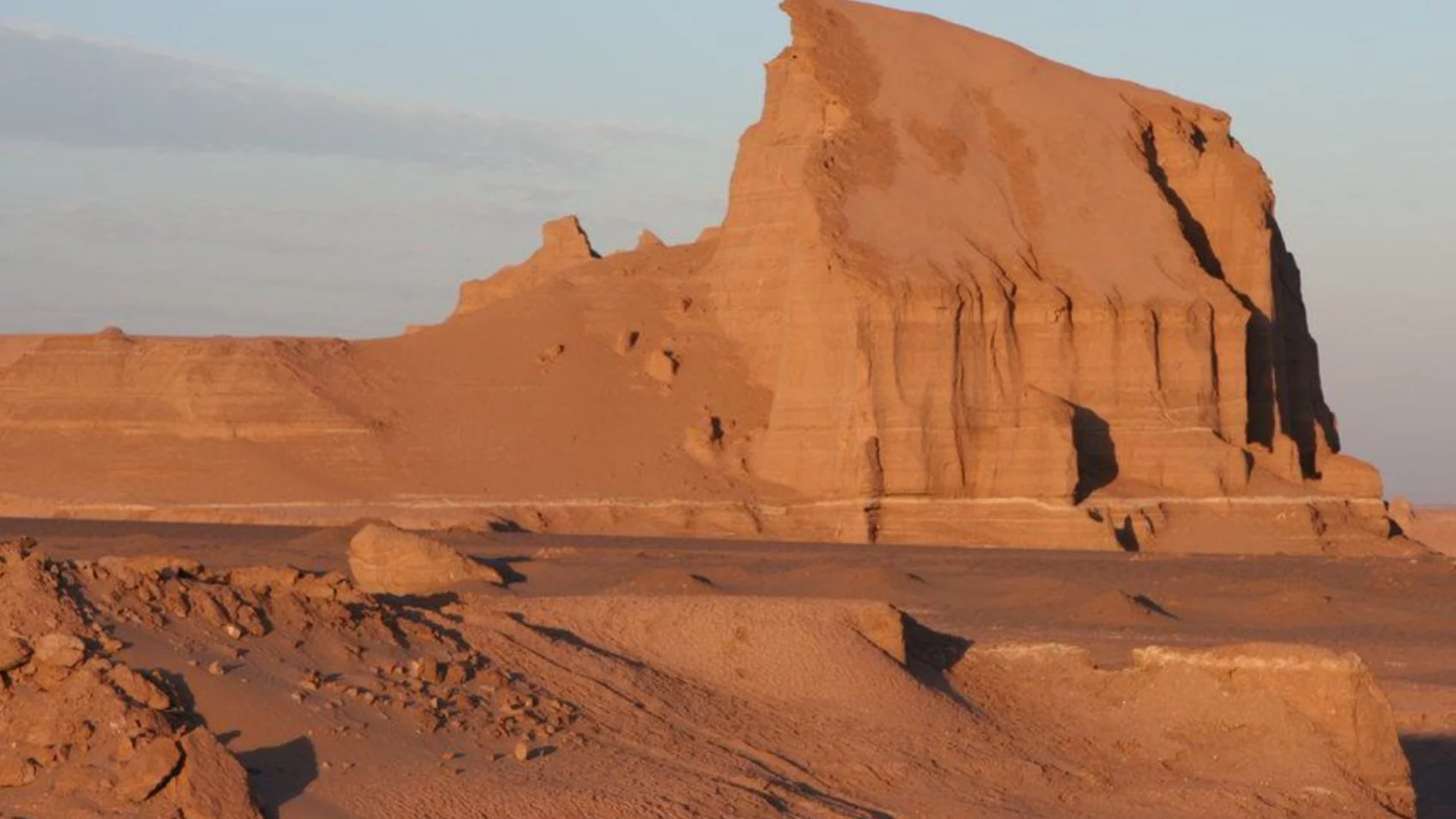 Феномен: Ледена пещера в пустинята, която съществува от 3 000 години