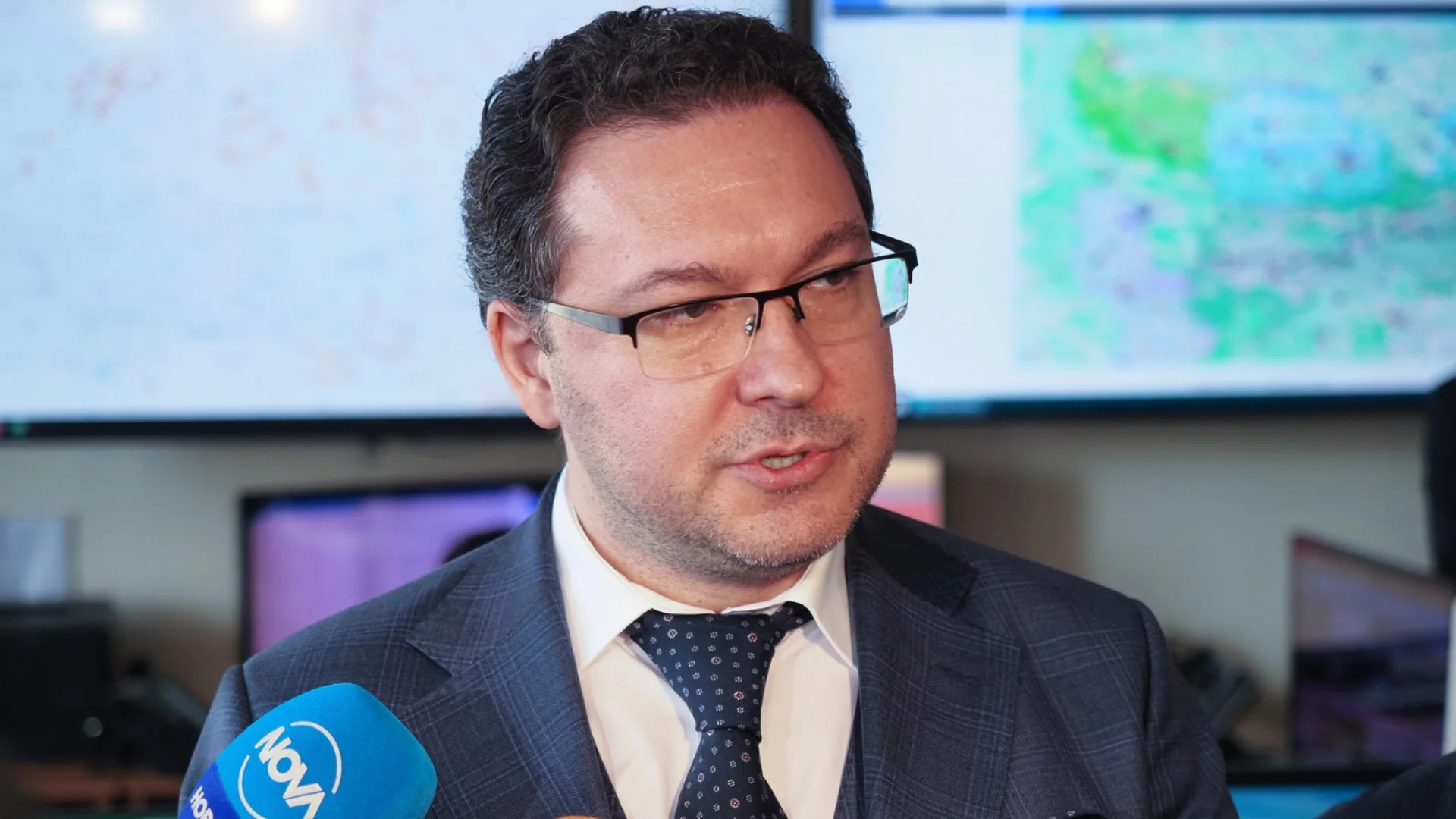 "Стига трупове, стига лъжи": Протест иска оставката на вътрешния министър