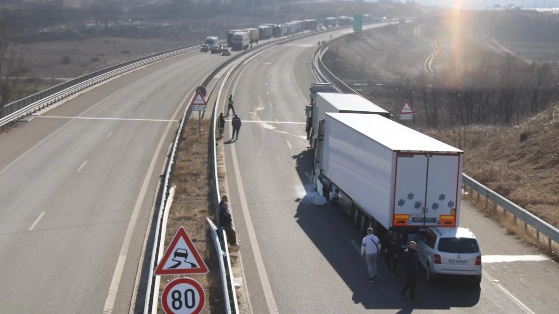 Промени в движението по трикилометров участък от АМ “Струма“