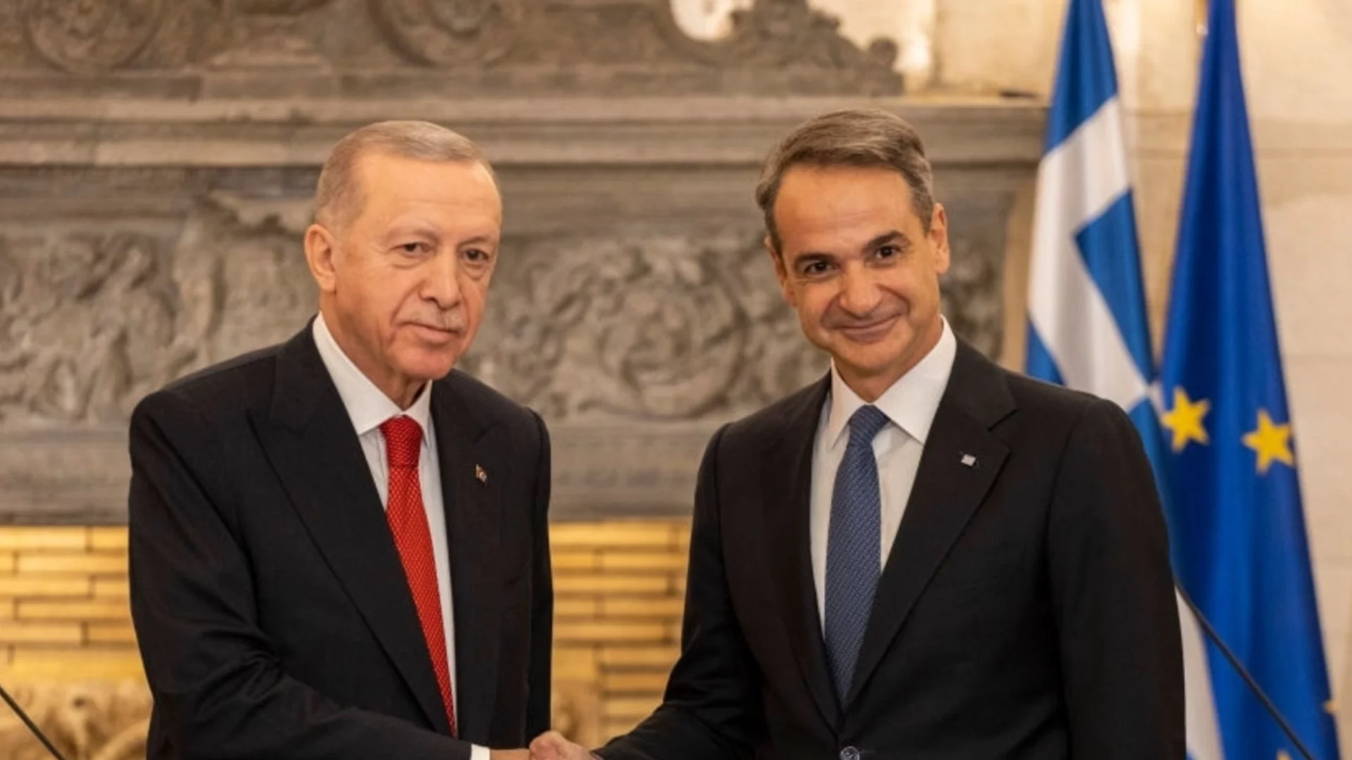 След срещата - вечеря: Ердоган посреща Мицотакис в Турция