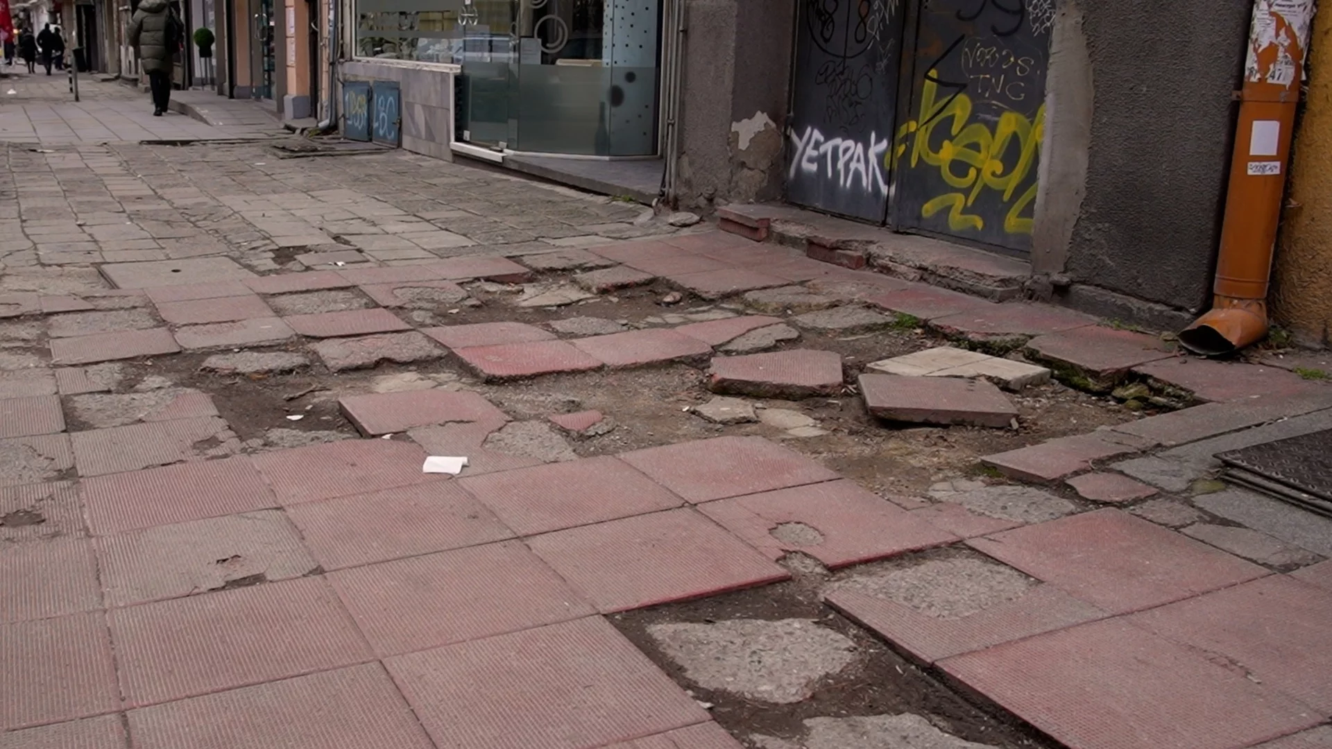 Проблемите с тротоарите на София вече са на светло: Защо и как? (ВИДЕО) 