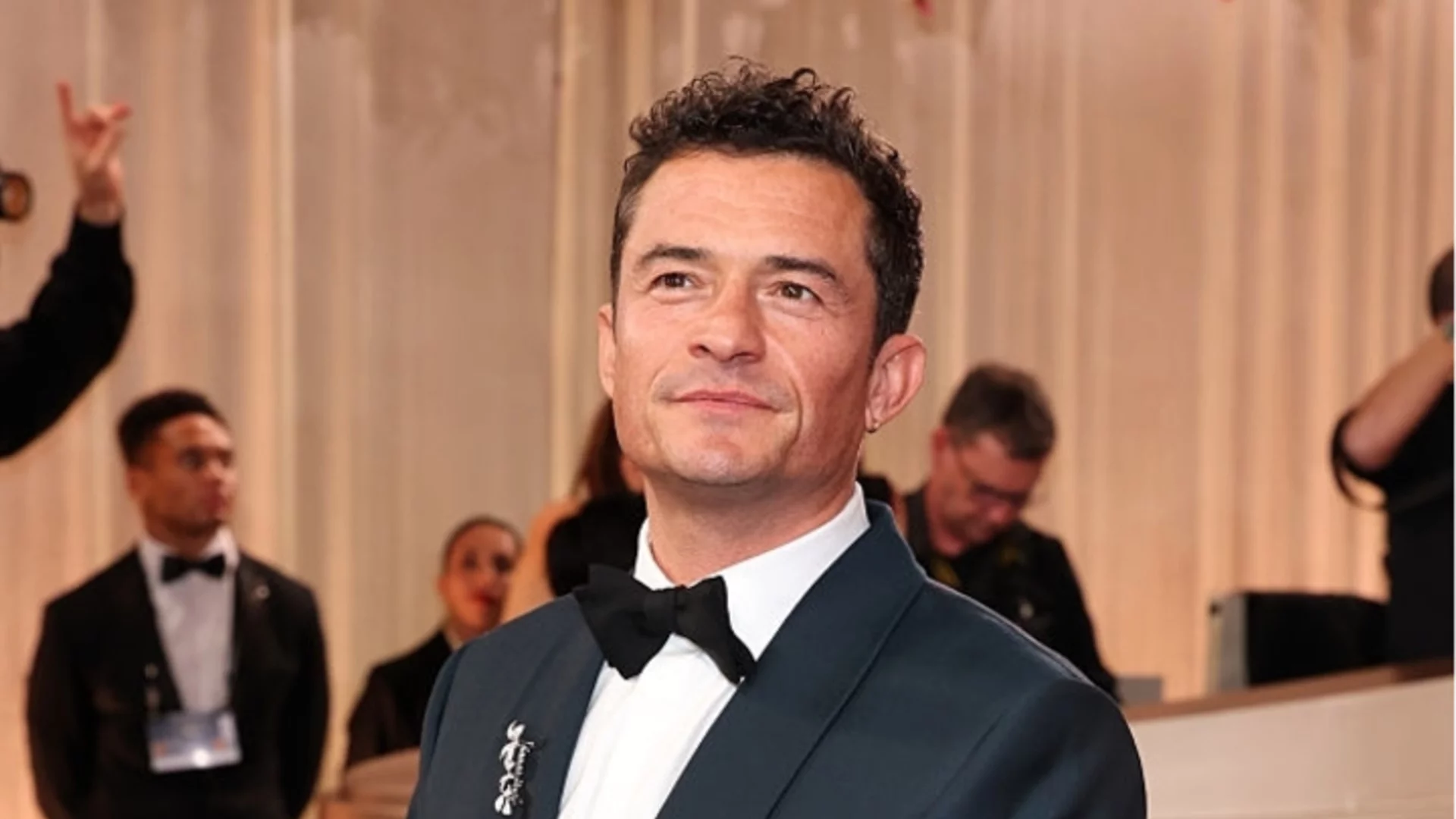 След Кейти Пери: Орландо Блум си хвана млада манекенка (СНИМКИ)