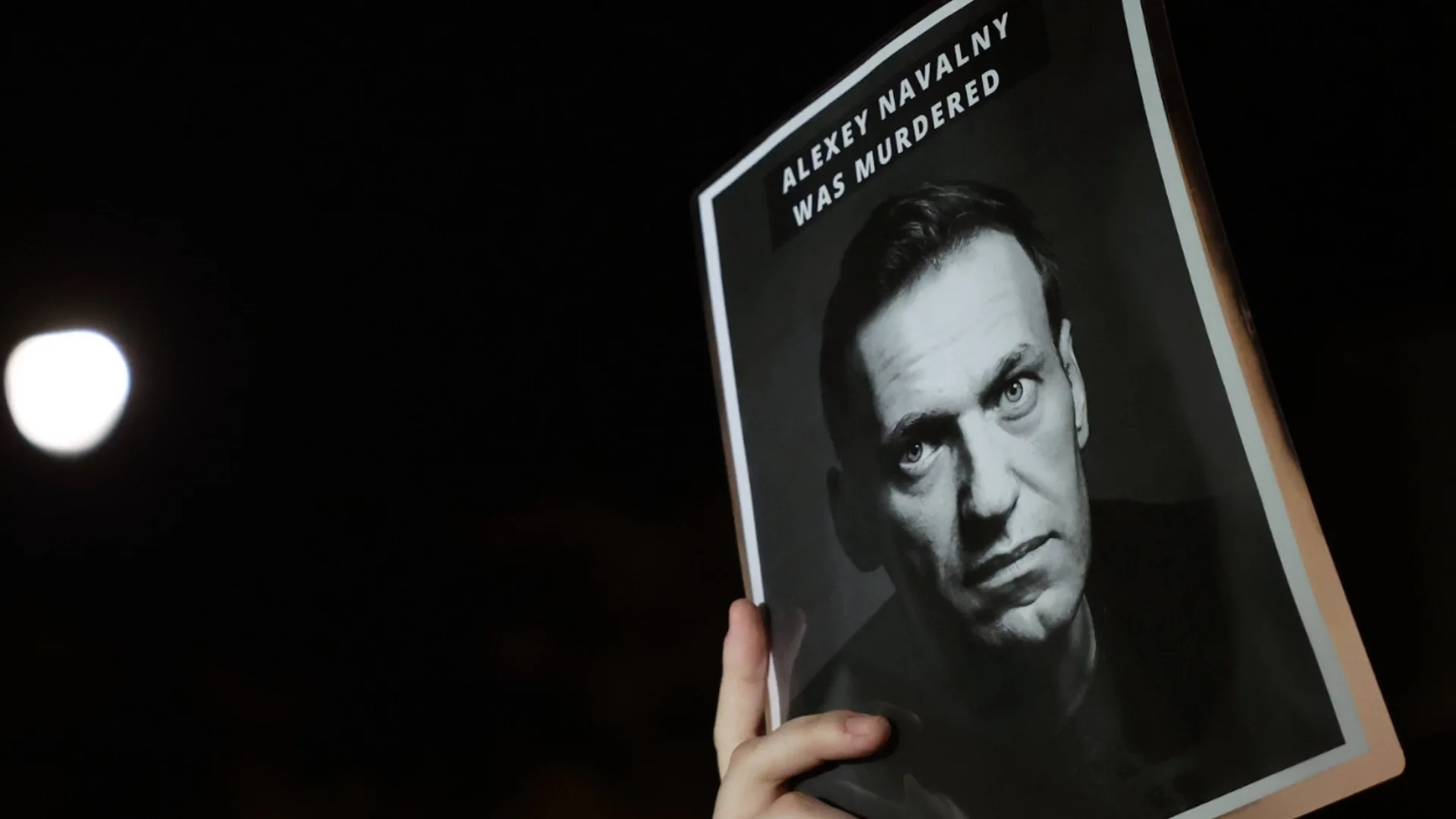 Казахстан предава на Русия активистка от щаба на Навални