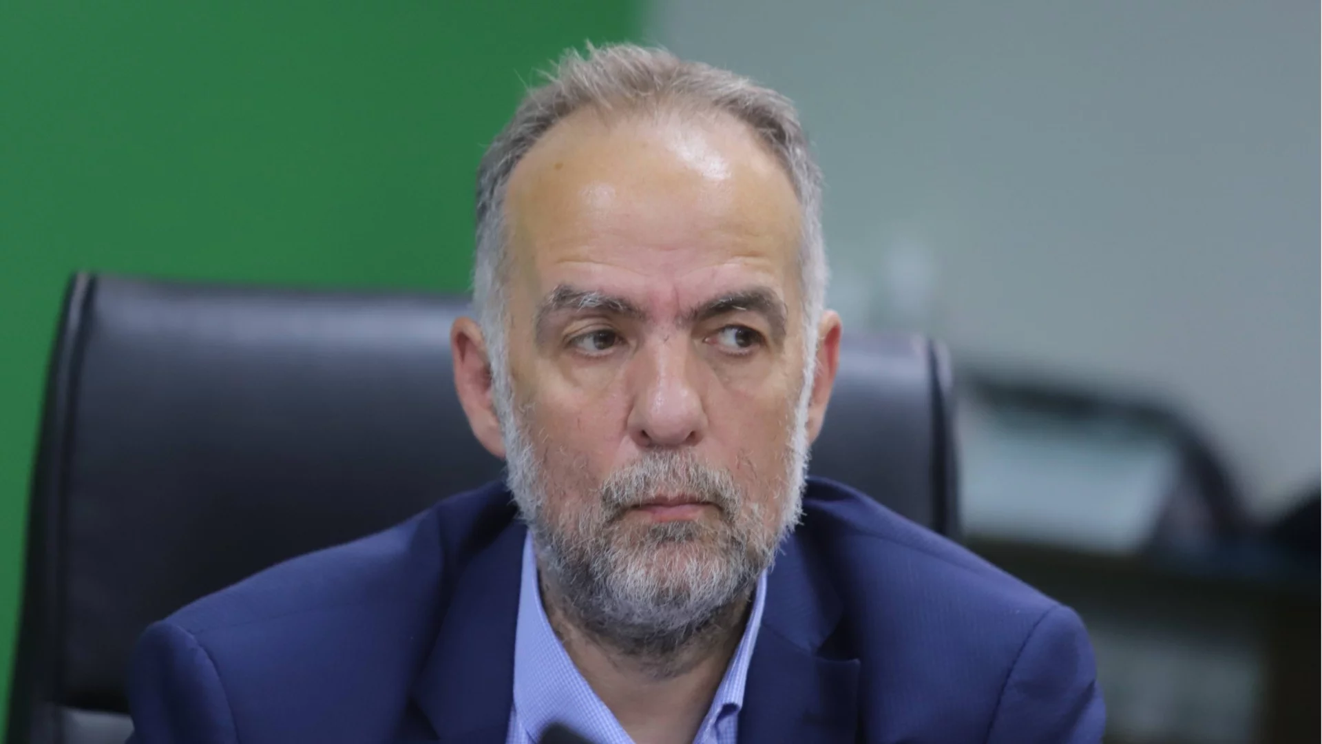 "Маноле, пиле шарено, и ти Румене": Тома Белев пита за държавните договори с НПО-та