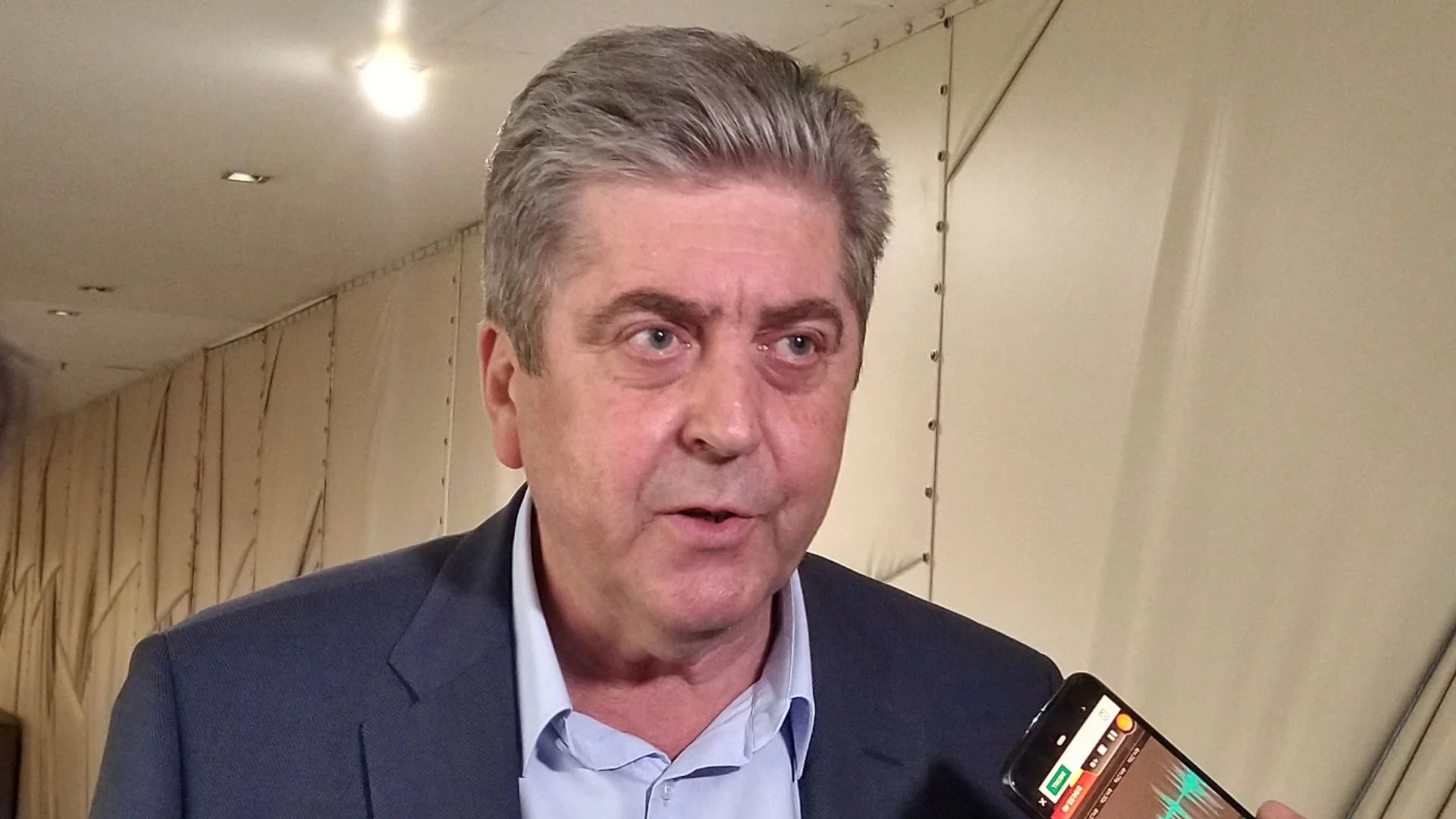 Виждам троен модел в лицето на Борисов, Пеевски и Радев