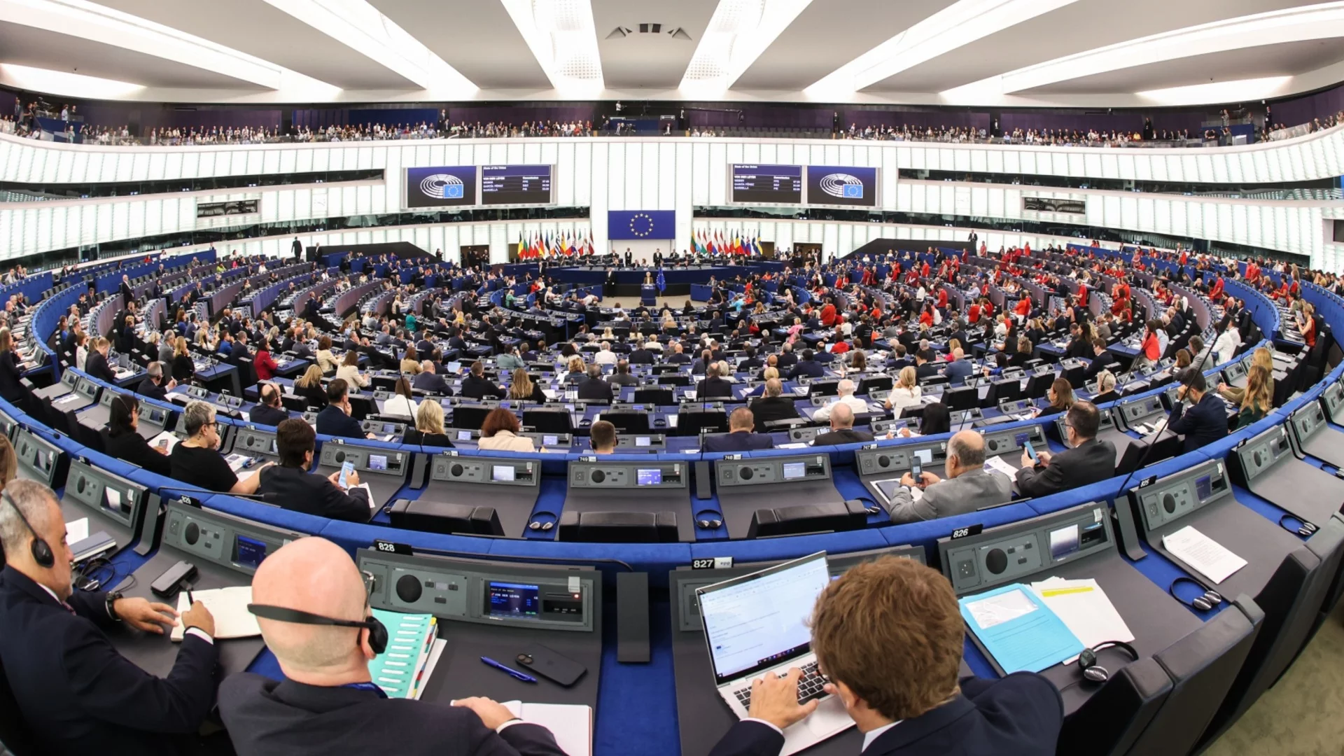 НА ЖИВО: Кризата в Украйна, 12.02.26 - Европарламентът одобри заема от 90 млрд. евро за Киев