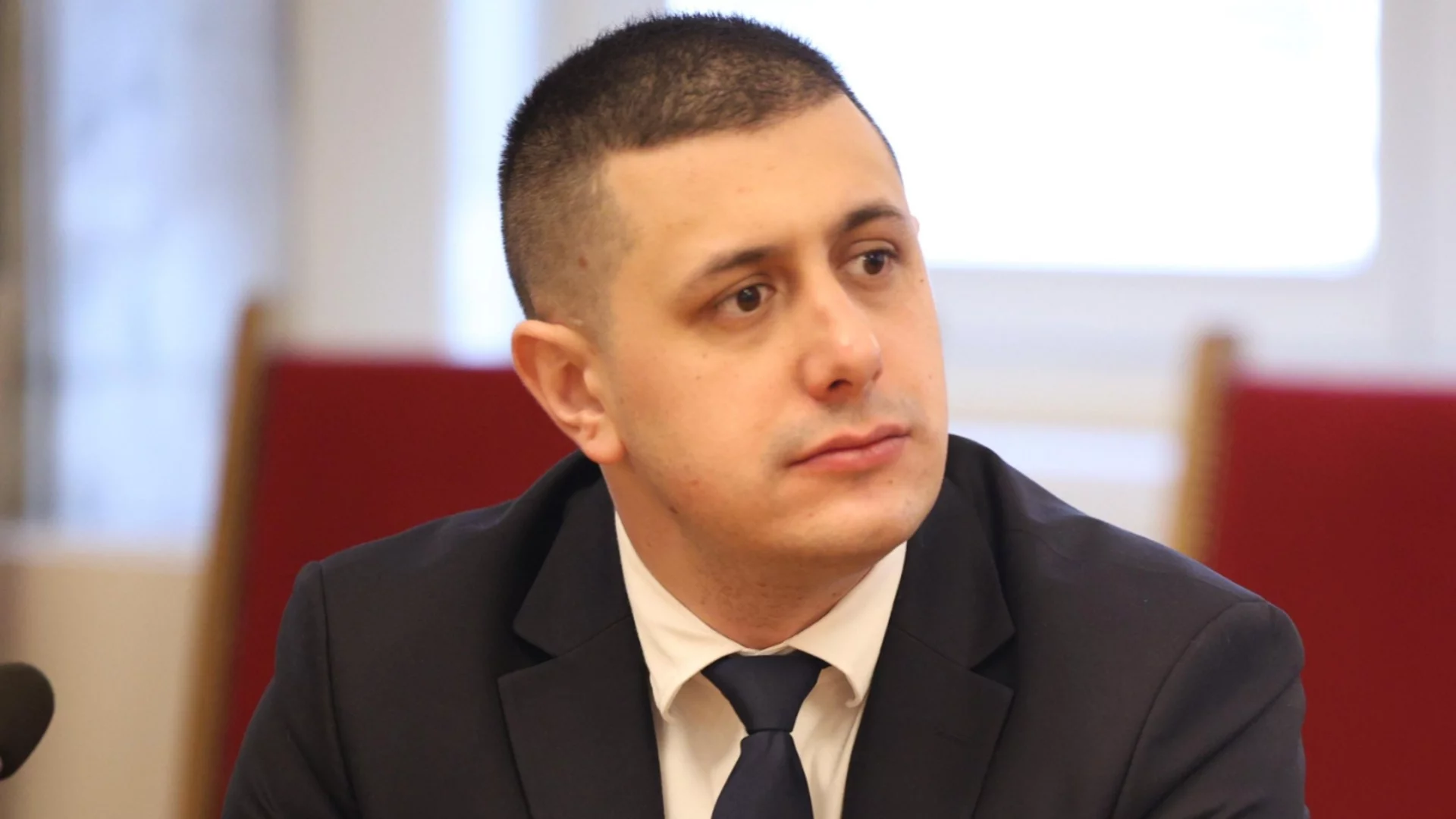 БСП не са решили как ще гласуват за ветото срещу ИК