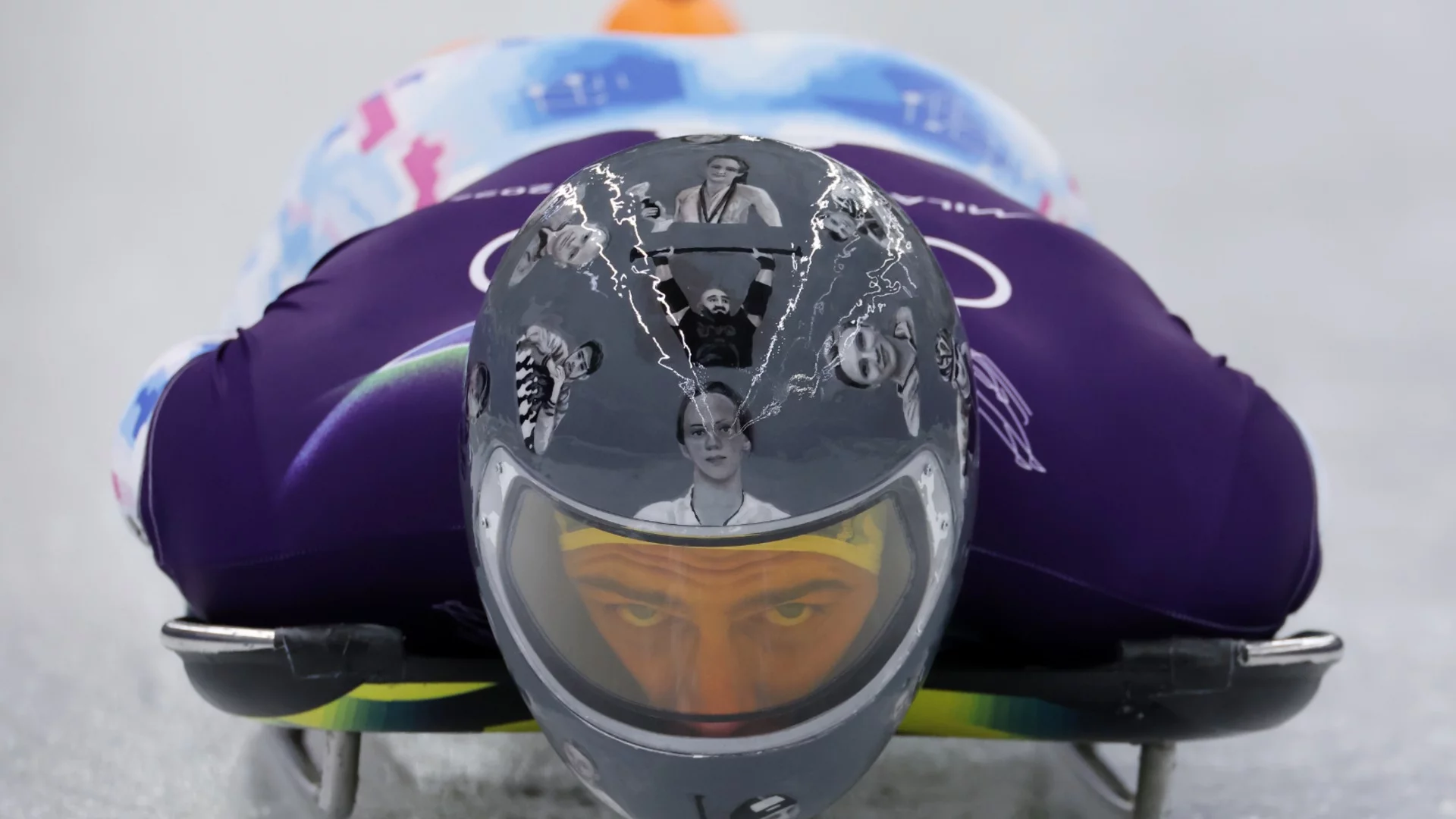 Скандал с украинец на Зимните олимпийски игри! Отстраниха го заради каска с убити от Русия спортисти