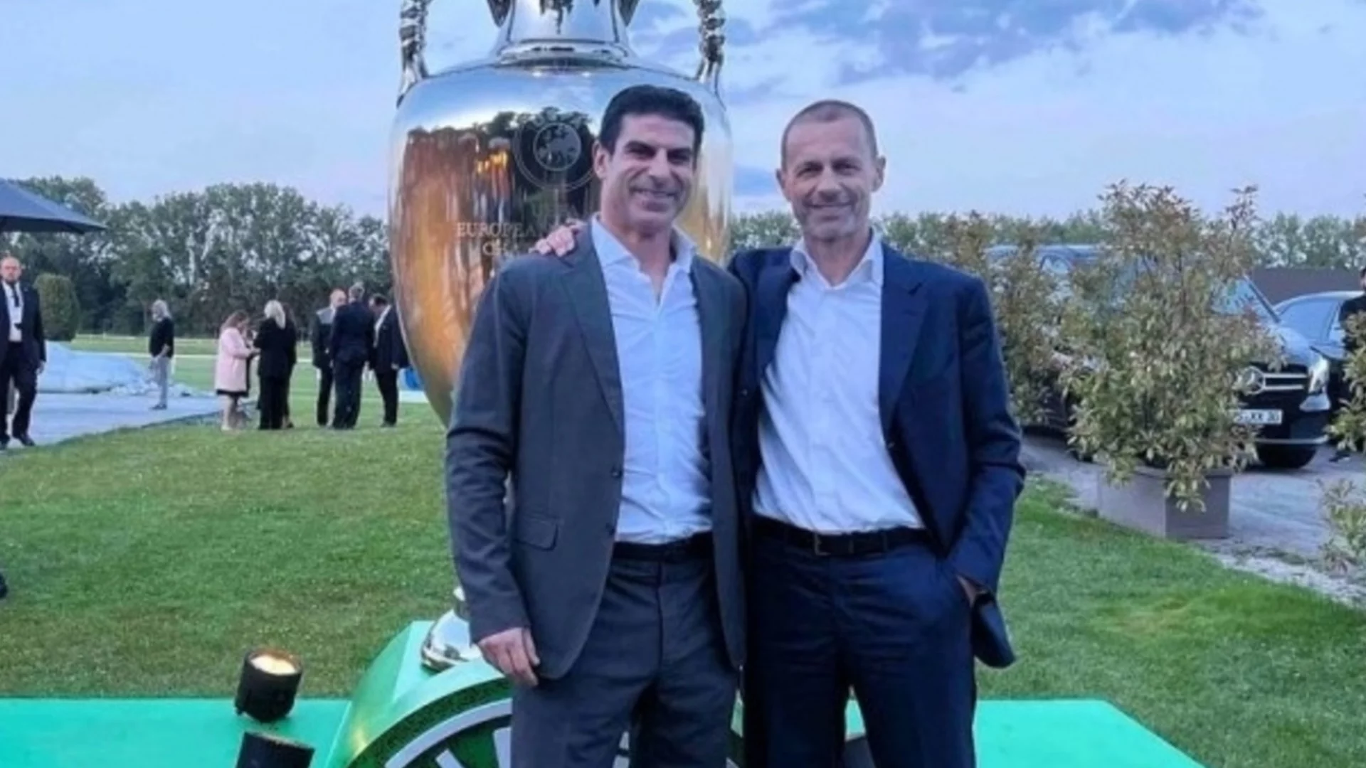 Докато го плашат с извънреден конгрес на БФС: Гонзо се включи в редовен конгрес на УЕФА