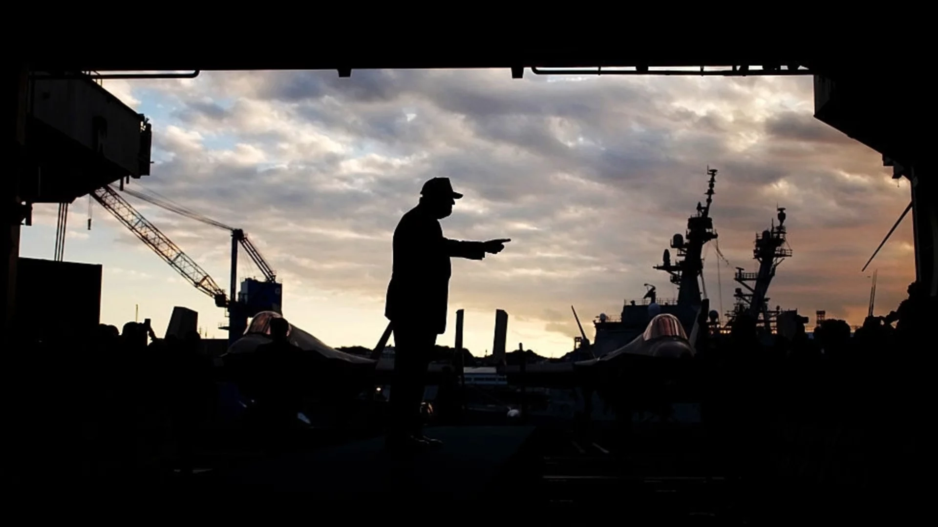 САЩ готвят изпращане на втори самолетоносач в близост до Иран