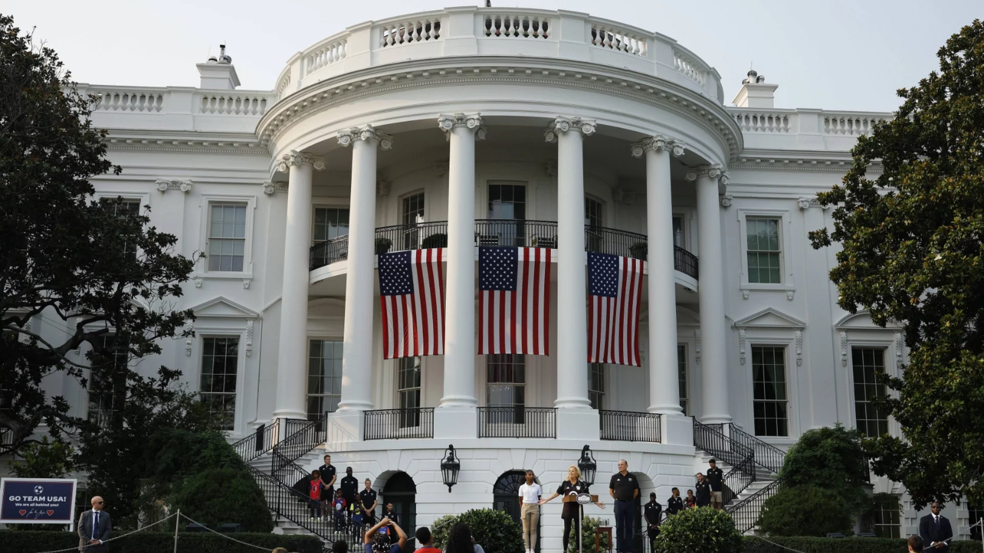 Белият дом първо публикува, после свали изявление за търговско споразумение със Северна Македония