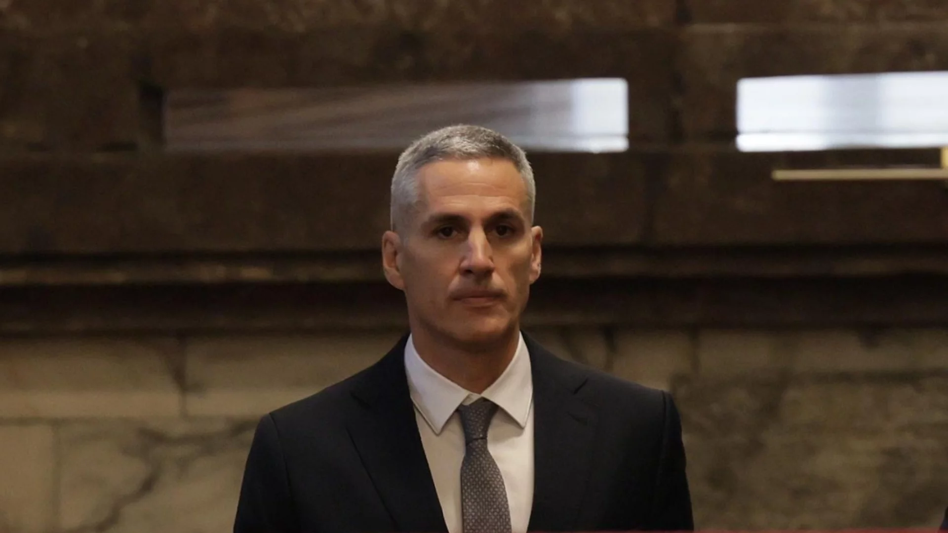 Без сламени хора: Гюров няма да консултира министрите с Йотова