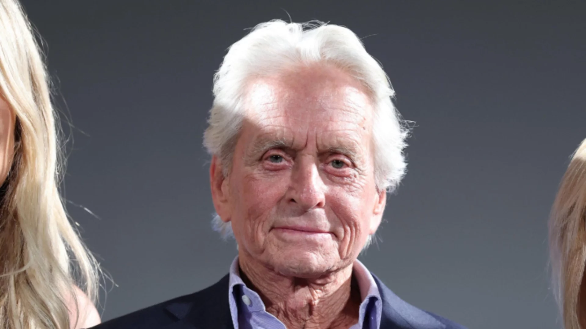 Славата може да замъгли истината: Майкъл Дъглас издава мемоари