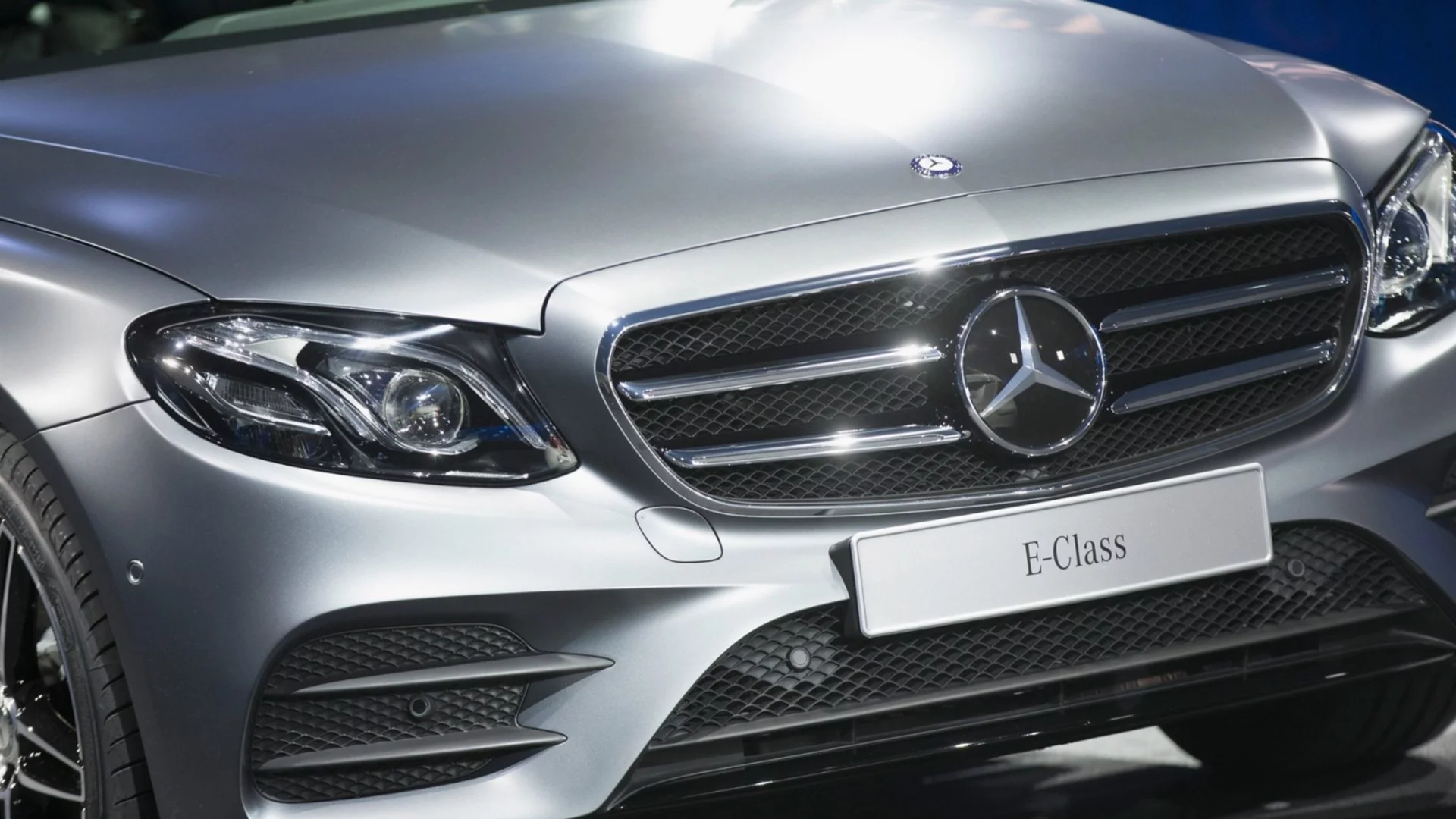 Щял да докара “Мерцедес“ от САЩ: Мъж с обвинение за измама