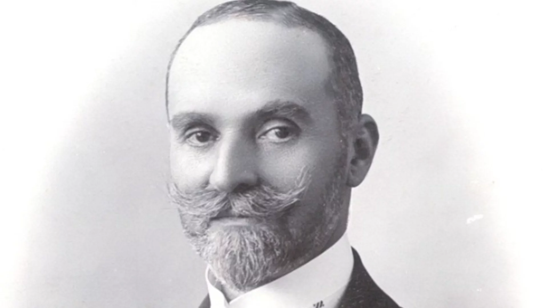 Скромният милионер от Свищов, завещал 5 млн. златни лева на България