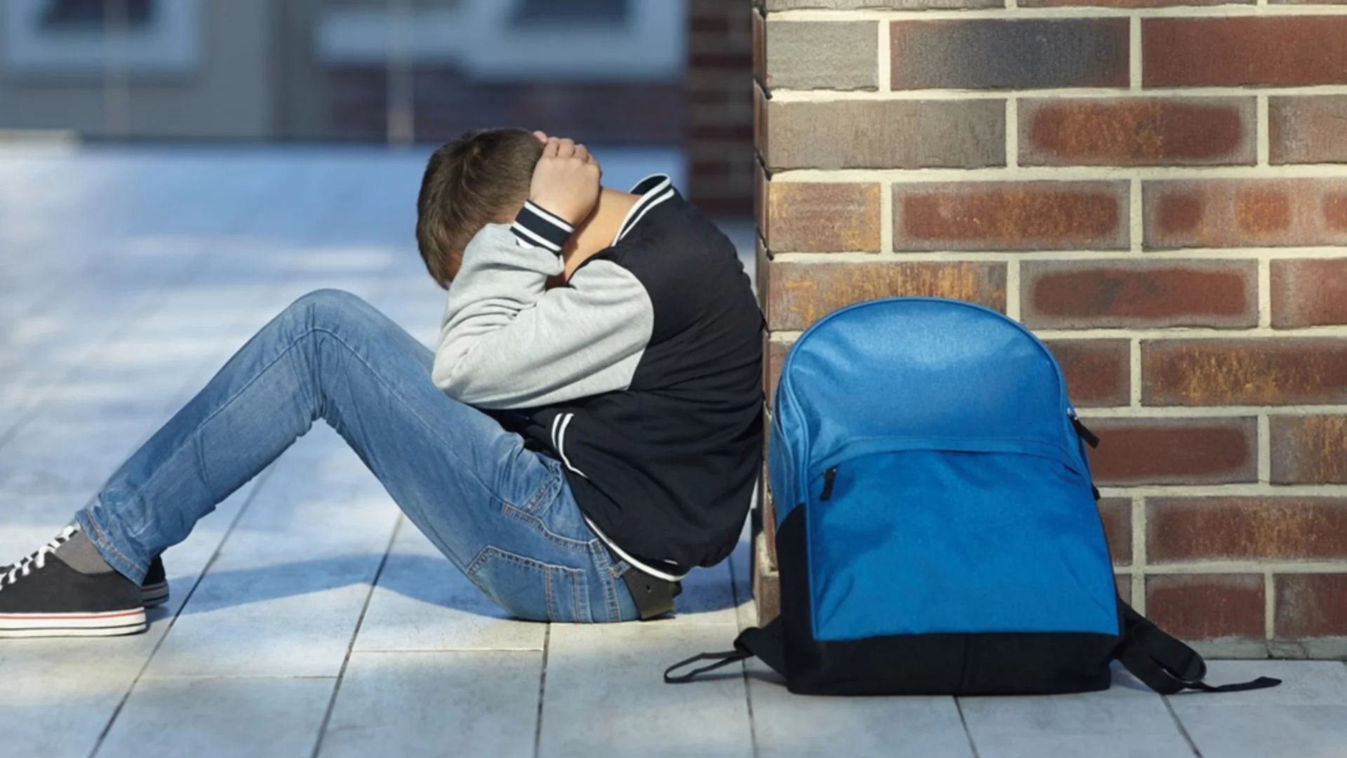 Скандал за оценки в училище: Арестуваха баба