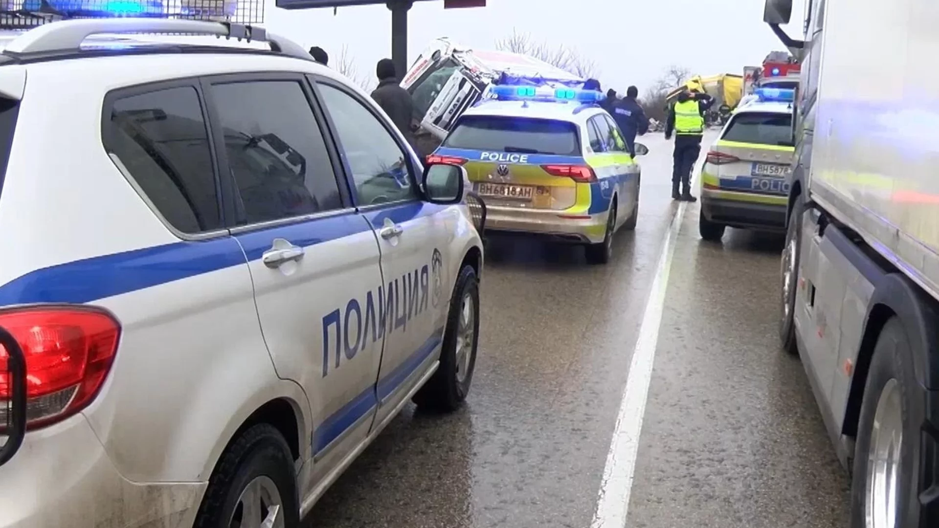 След удар в стълб: Мъж загина при катастрофа