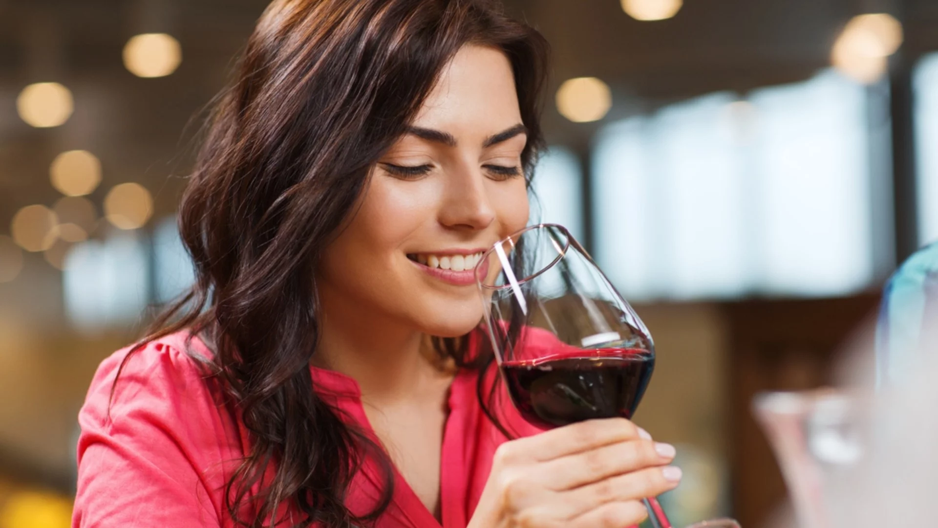 На Трифон Зарезан: Дева, Водолей + още 2 зодии ще зарежат лозата и ще приберат еврата