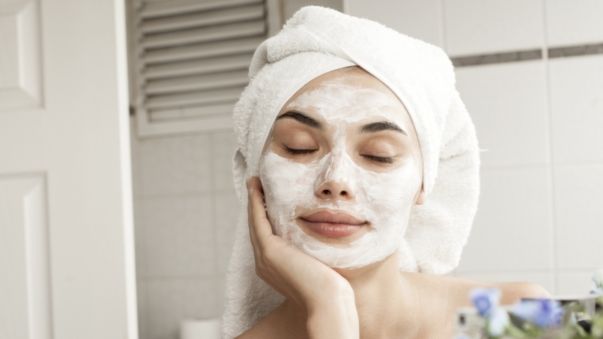 6 опасни маски за лице от кухнята: Не всички натурални съставки са полезни за кожата