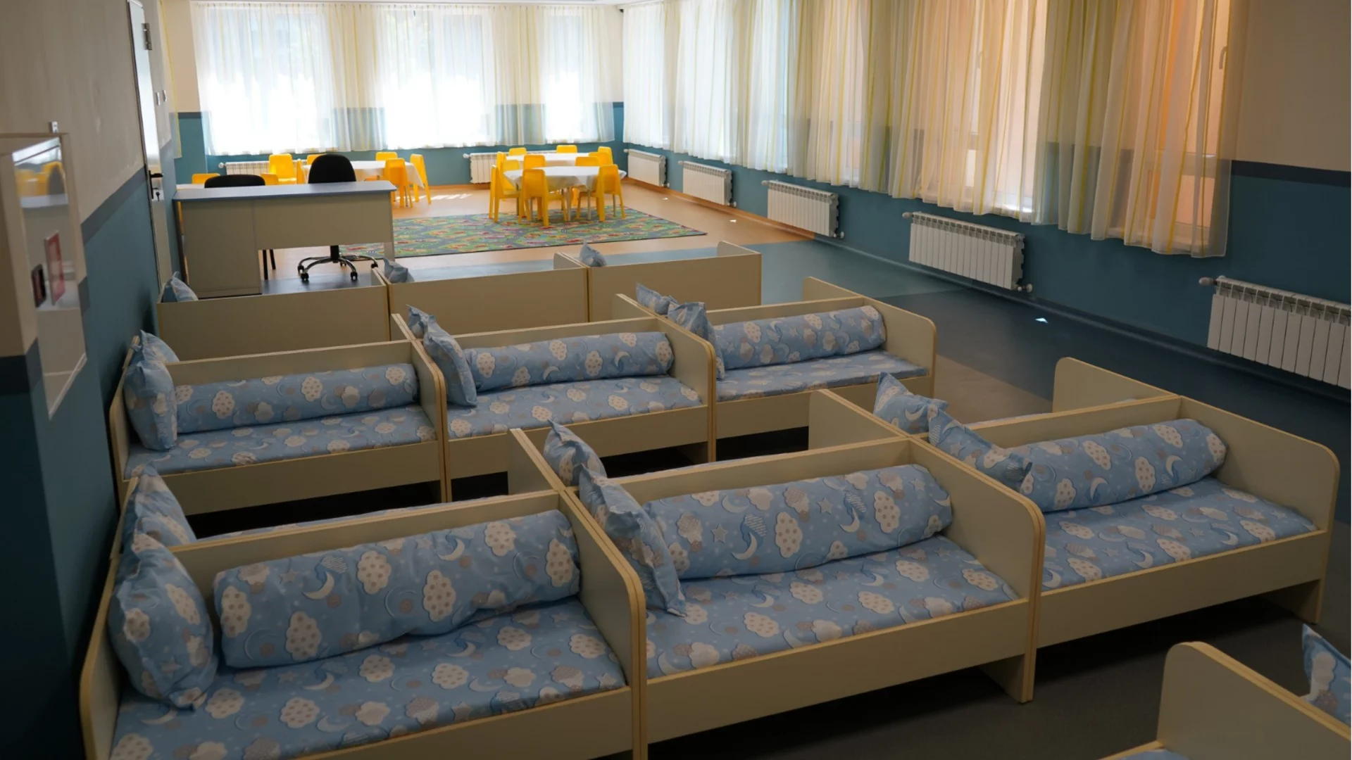 Недостигът на сестри в яслите стигна до парламента: Терзиев търси решение