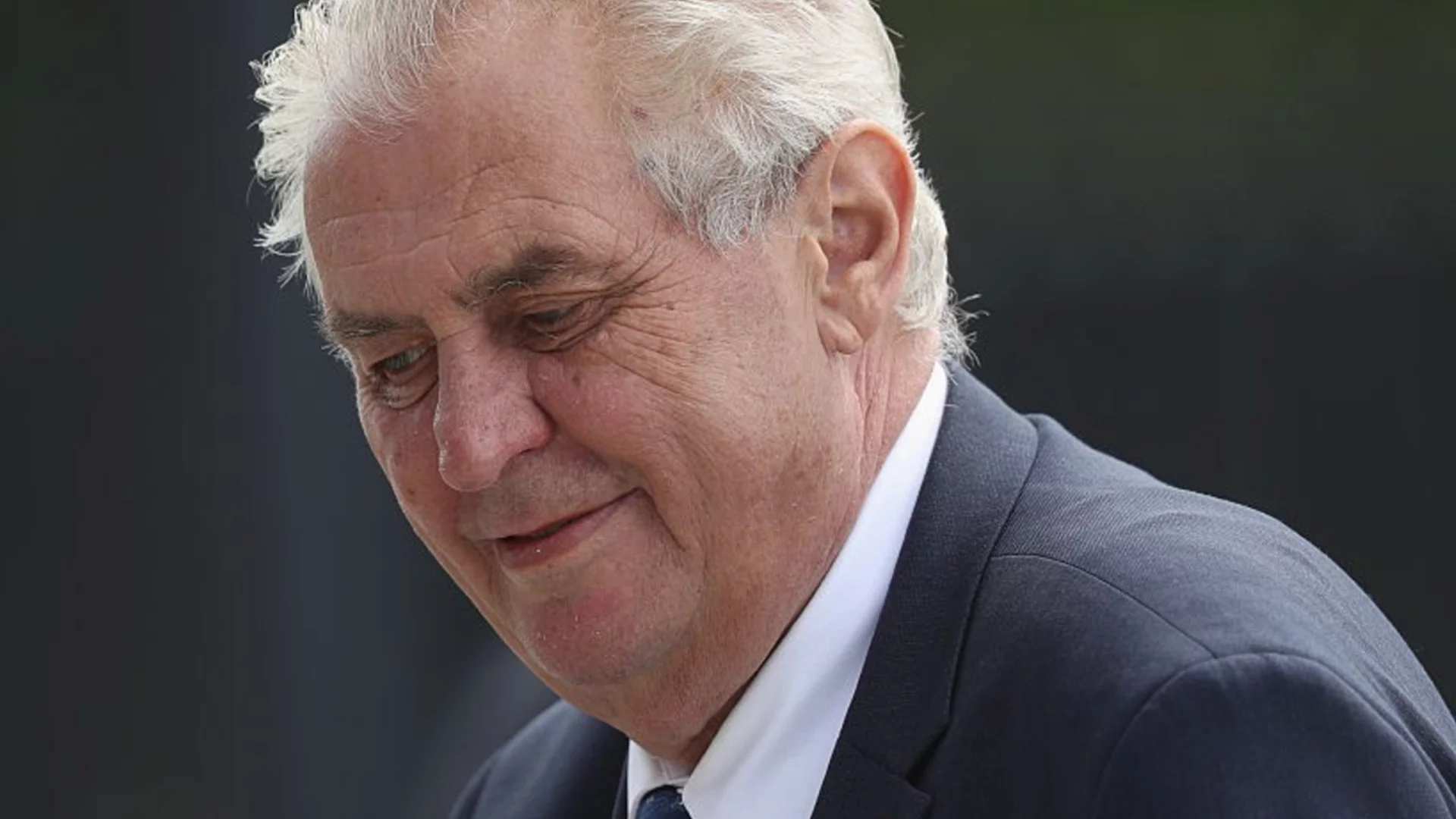 Бивш чешки президент се извини на Сърбия за бомбардировките над Югославия (СНИМКИ)