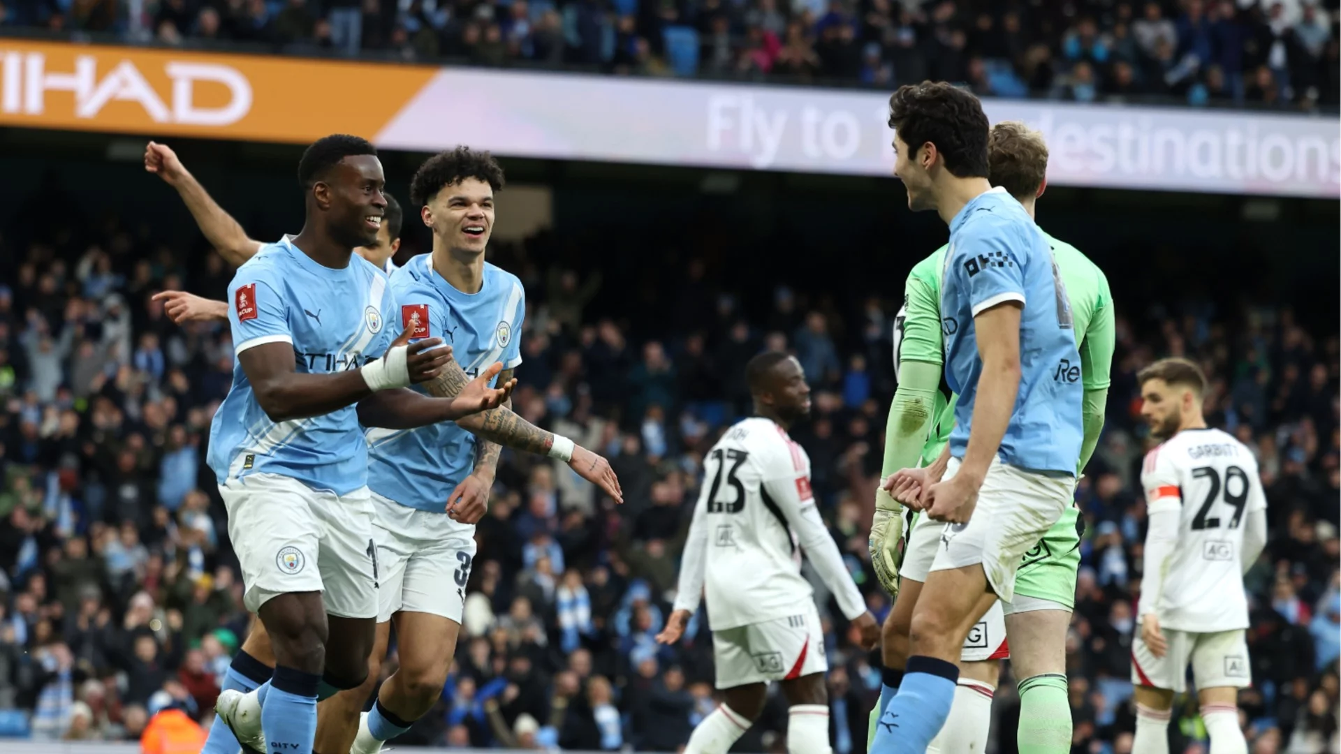 "Скромен" Сити продължава за ФА Къп, гаф на елитен тим (Резултати)