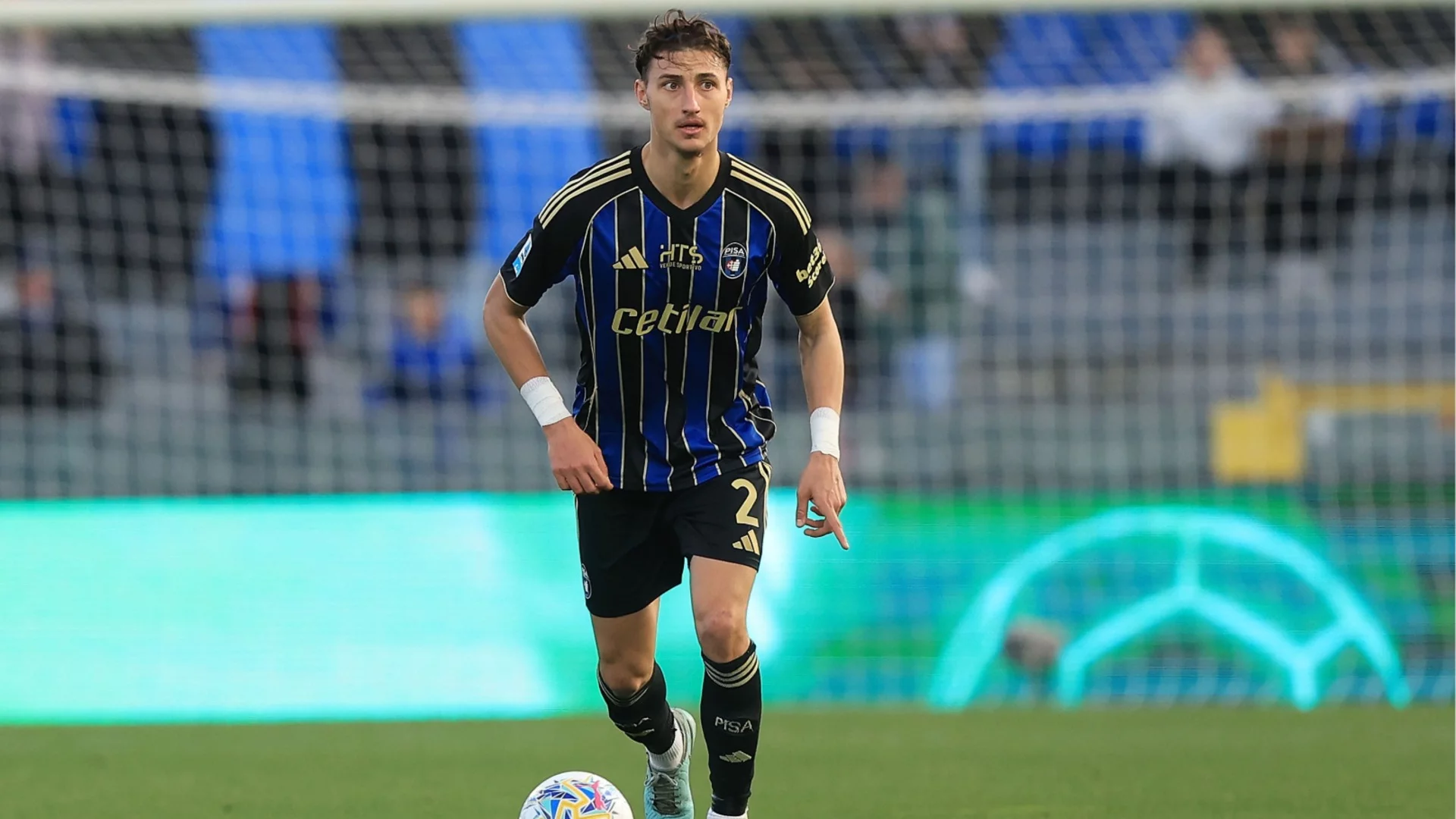 Росен Божинов игра добре за Пиза, но Модрич взе победата за Милан с фамозен гол