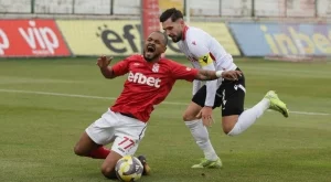 Два гола от двама нови в ЦСКА изстреляха "червените" в топ 4 на Първа лига