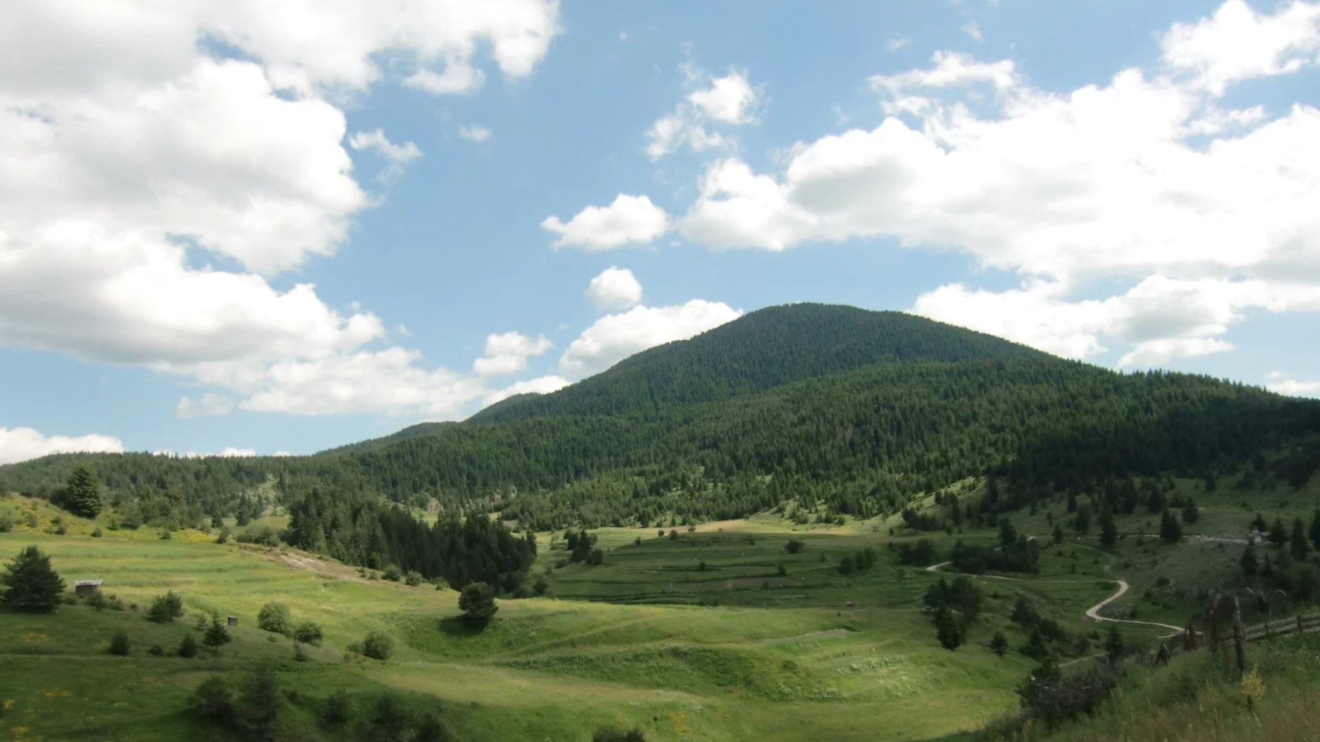 България сред отличниците на ЕС по намаляване на емисиите на парникови газове
