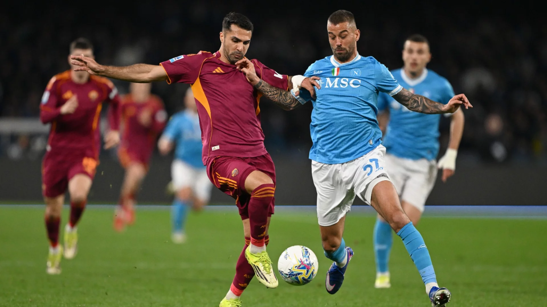 Наполи и Рома си спретнаха зрелищно голово дерби, Болоня прекъсна лоша серия (Резултати от Серия А)