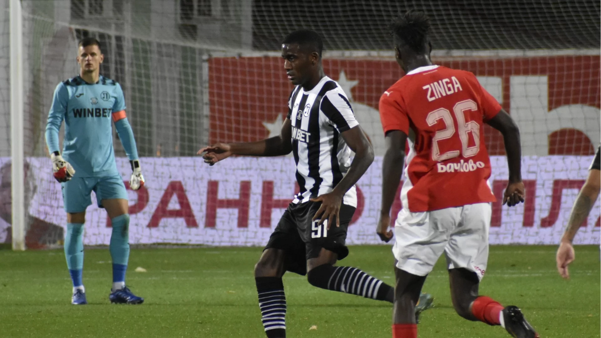 Забелязаният на "Герена" бивш играч на Локо Пловдив коментира дали би носил "синия" екип