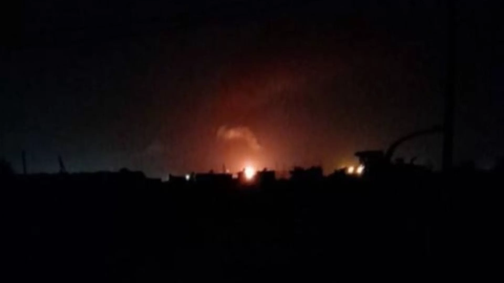 Украйна потвърди удари по нефтен терминал в Русия и ПВО-система - 102 дрона са атакували посред бял ден (ВИДЕО)