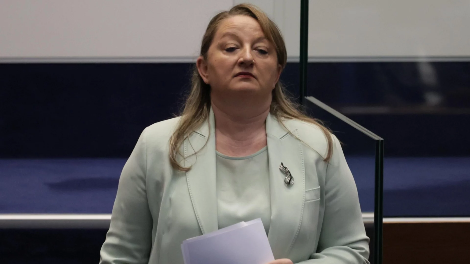 Деница Сачева след слуховете за напускане на Делян Добрев: Никога не си тръгвам, когато е трудно