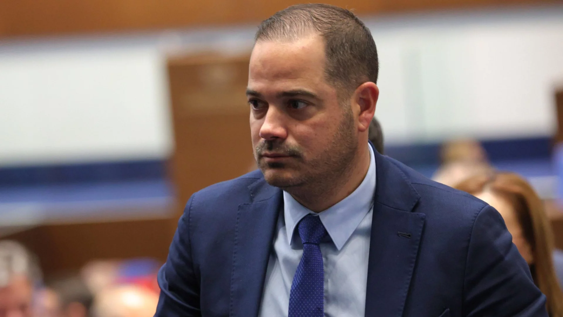 "Няма да се измъкнете от зловещия скандал": Оръжията от "Петрохан" били разрешени при Рашков, Калин Стоянов бил чист