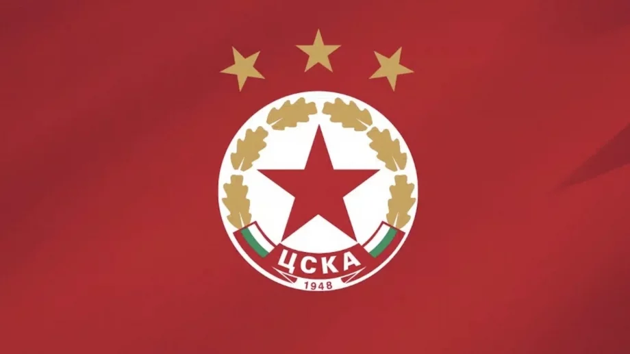 Един от най-колоритните треньори на ЦСКА е напълно свободен да поеме Ботев Пловдив веднага