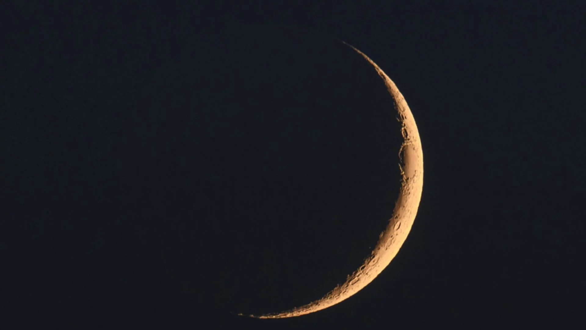 Новолуние и лунно затъмнение на 17 февруари: Какво трябва и не трябва да се прави