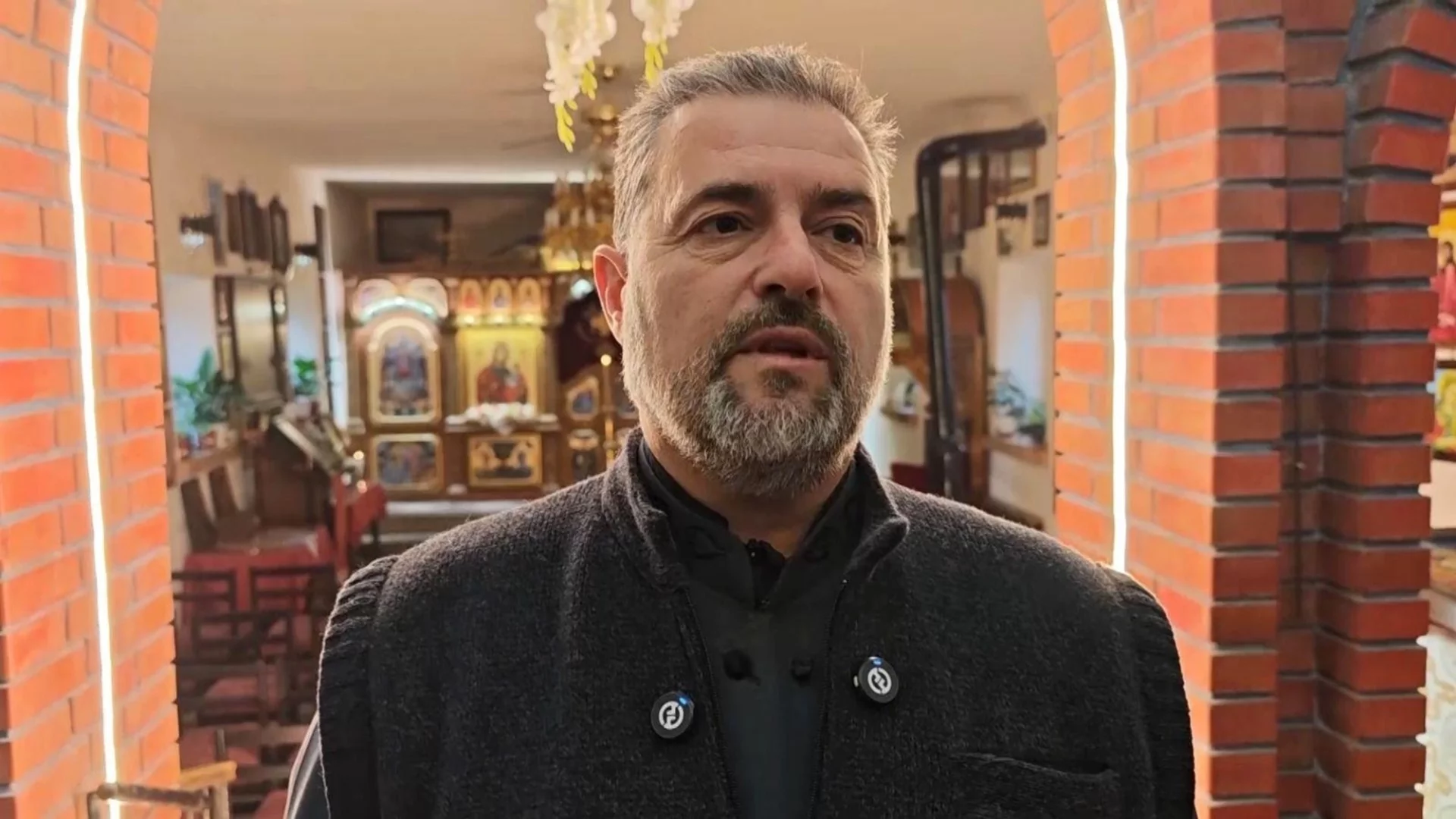 Църквата за уволнения свещеник, проповядвал на български: Не допускаме отклонения