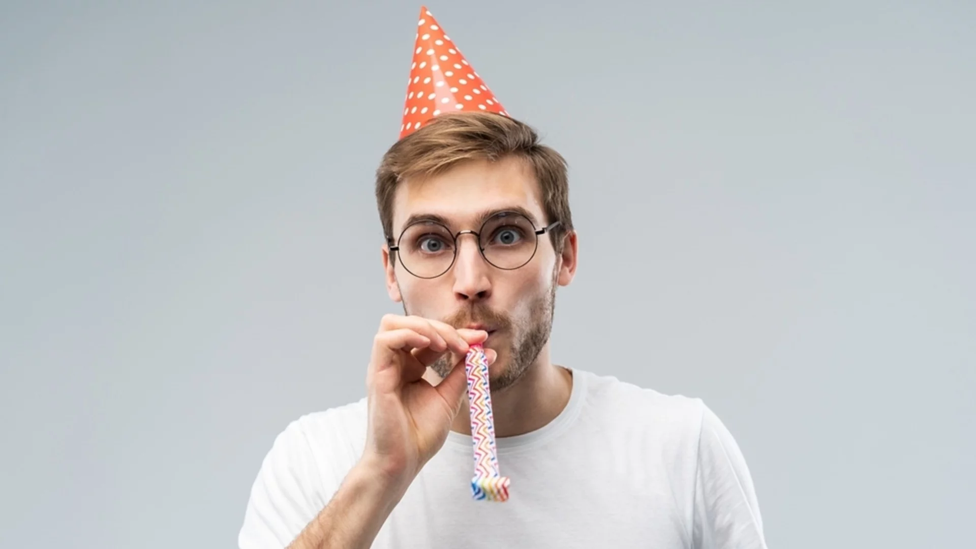 Кой има имен ден днес, 17 февруари 2026 г. Честито!