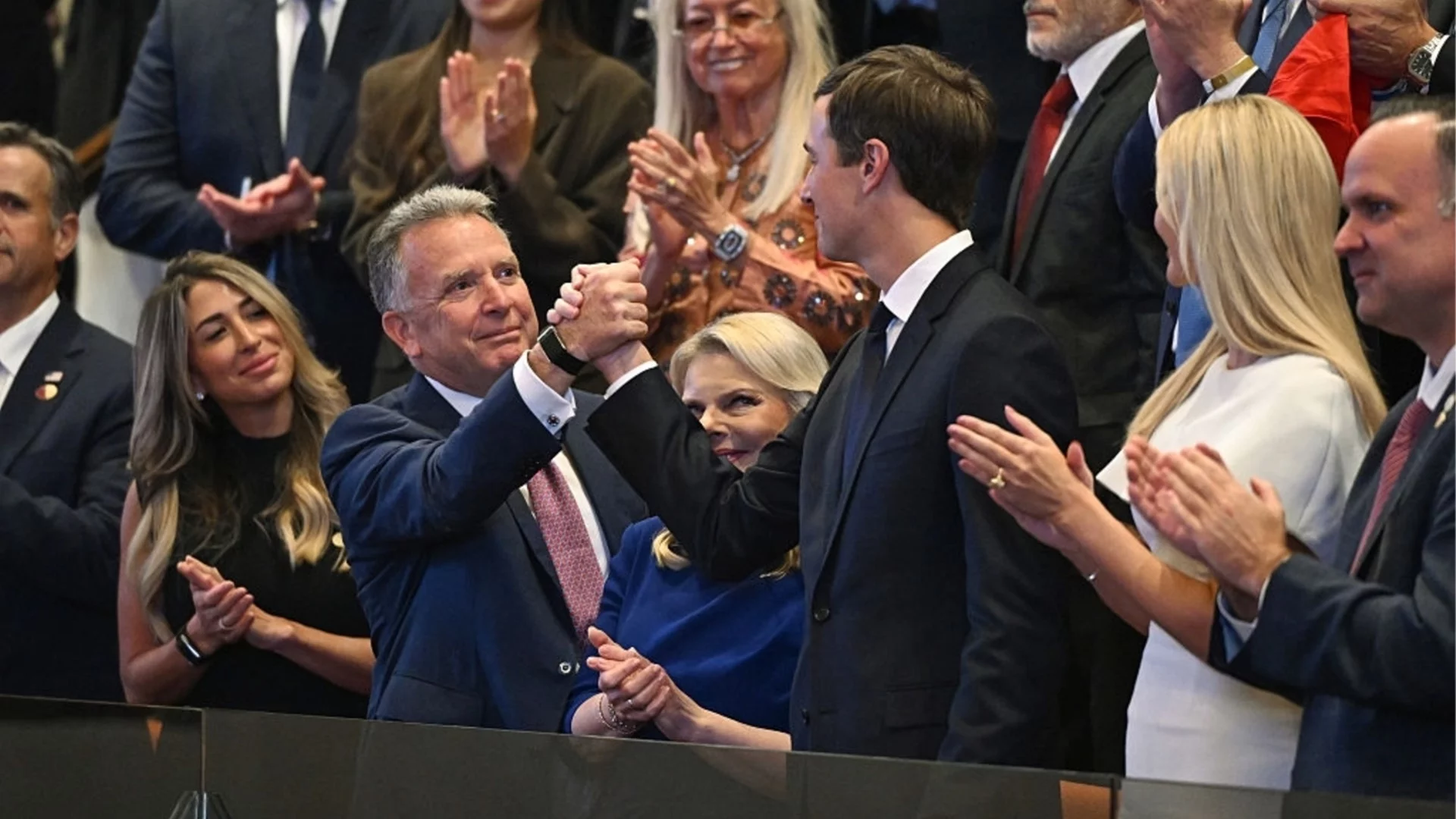 Тръмп изпраща Уиткоф и Къшнър за ключови разговори с Иран