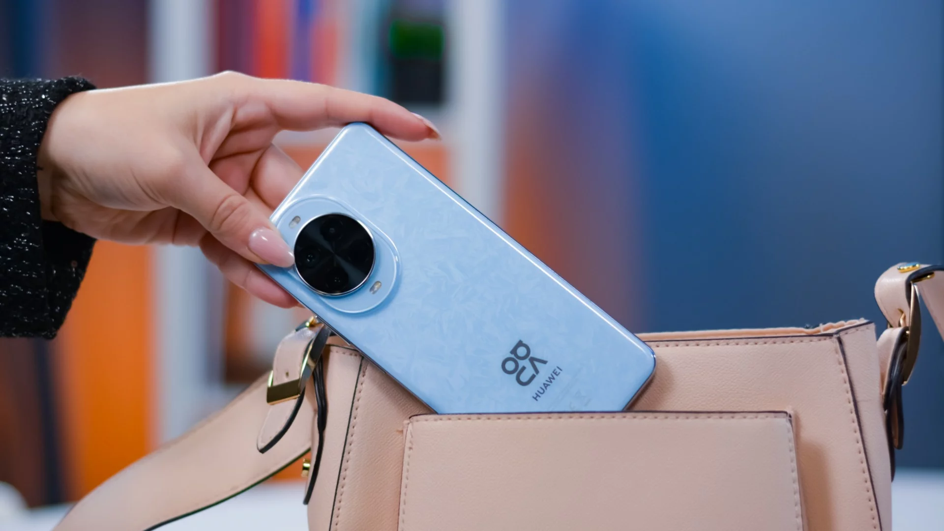 HUAWEI Nova 14 Pro – елегантност и фотографска мощ в „златната среда“