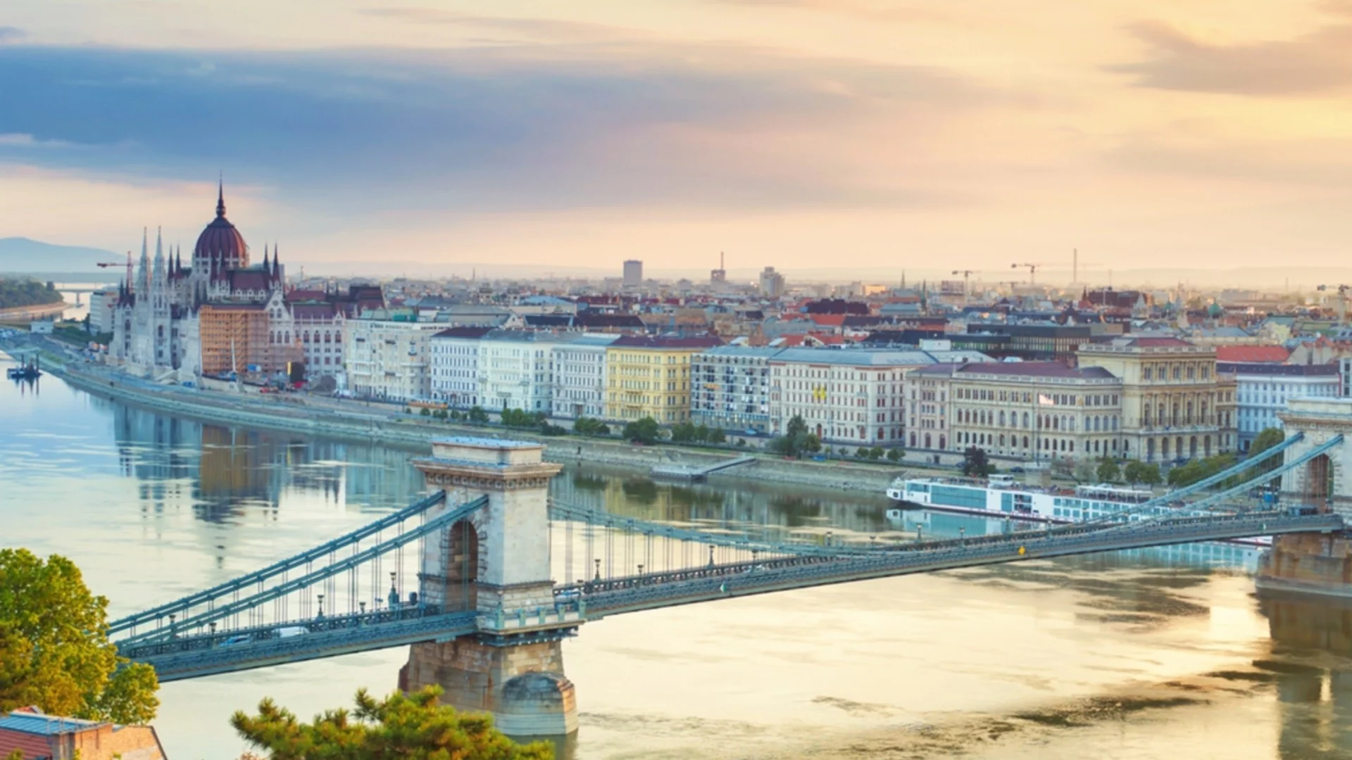 Унгария ще иска изключение от санкциите на ЕС срещу руския петрол