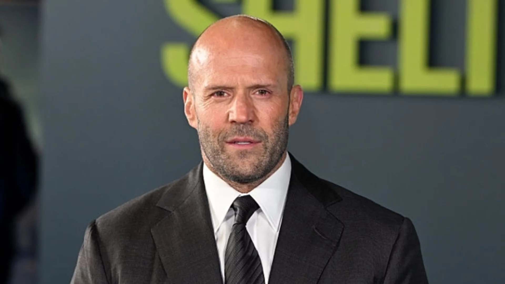 Джейсън Стейтъм в ролята на живота си: Играе себе си в екшън-комедия