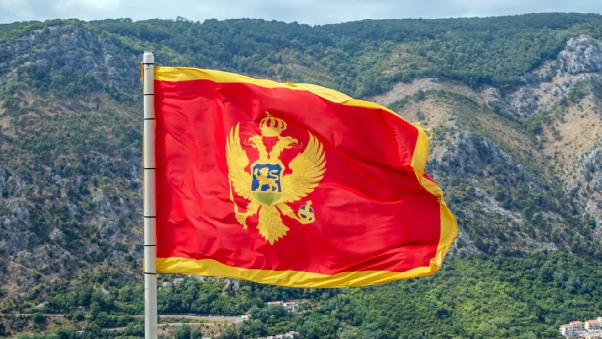 Арестуваха бивш министър в Черна гора, свързан със сръбската църква