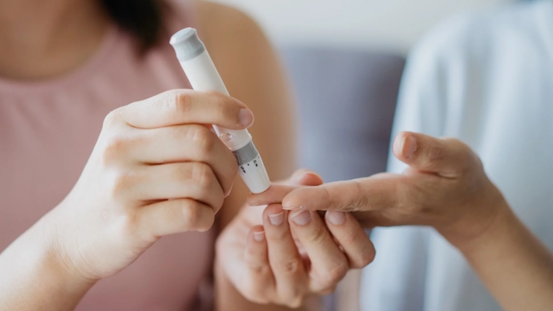 Ендокринолог споделя проста сутрешна рутина за поддържане на стабилна кръвна захар преди закуска