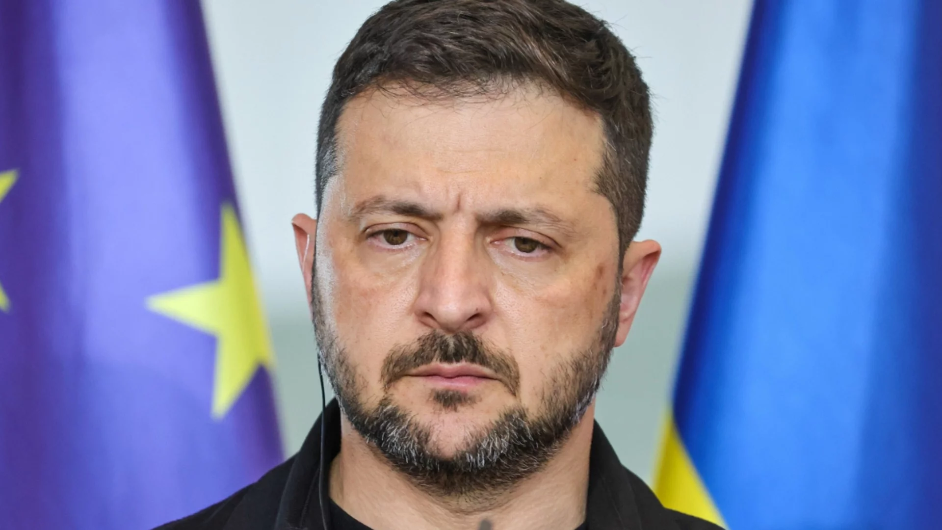 Зеленски наложи санкции срещу Лукашенко за "убийството на украинци"