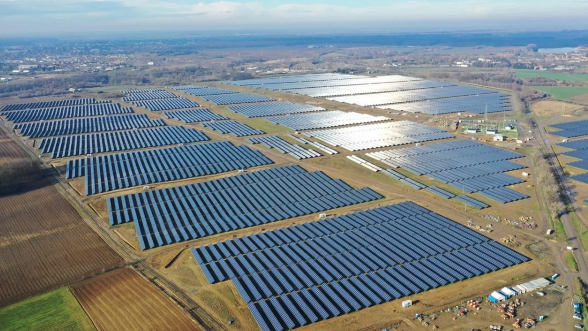 "Ще се опечем и ще бъдем облъчени": Искат местен референдум за огромен фотоволтаичен парк