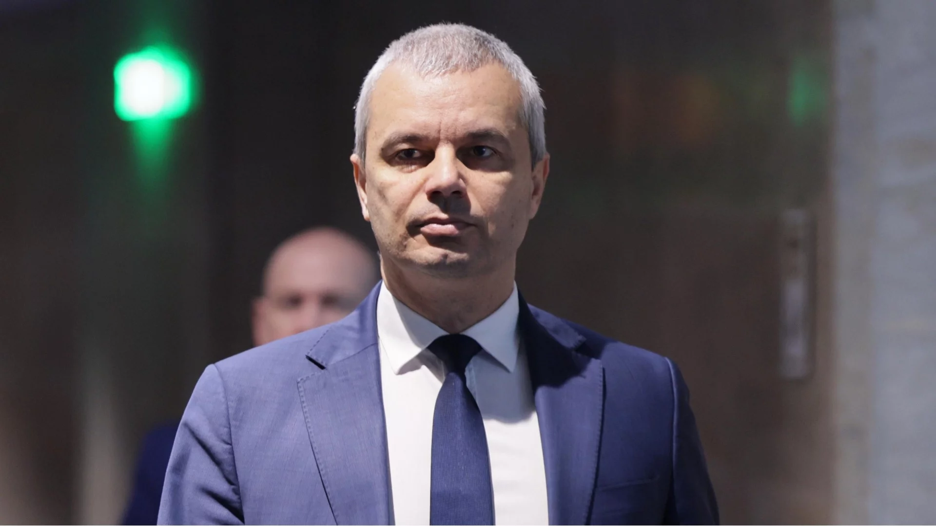 Аз не изпитвам желание да прочета как труповете са били намерени и къде им е била входната и изходната рана